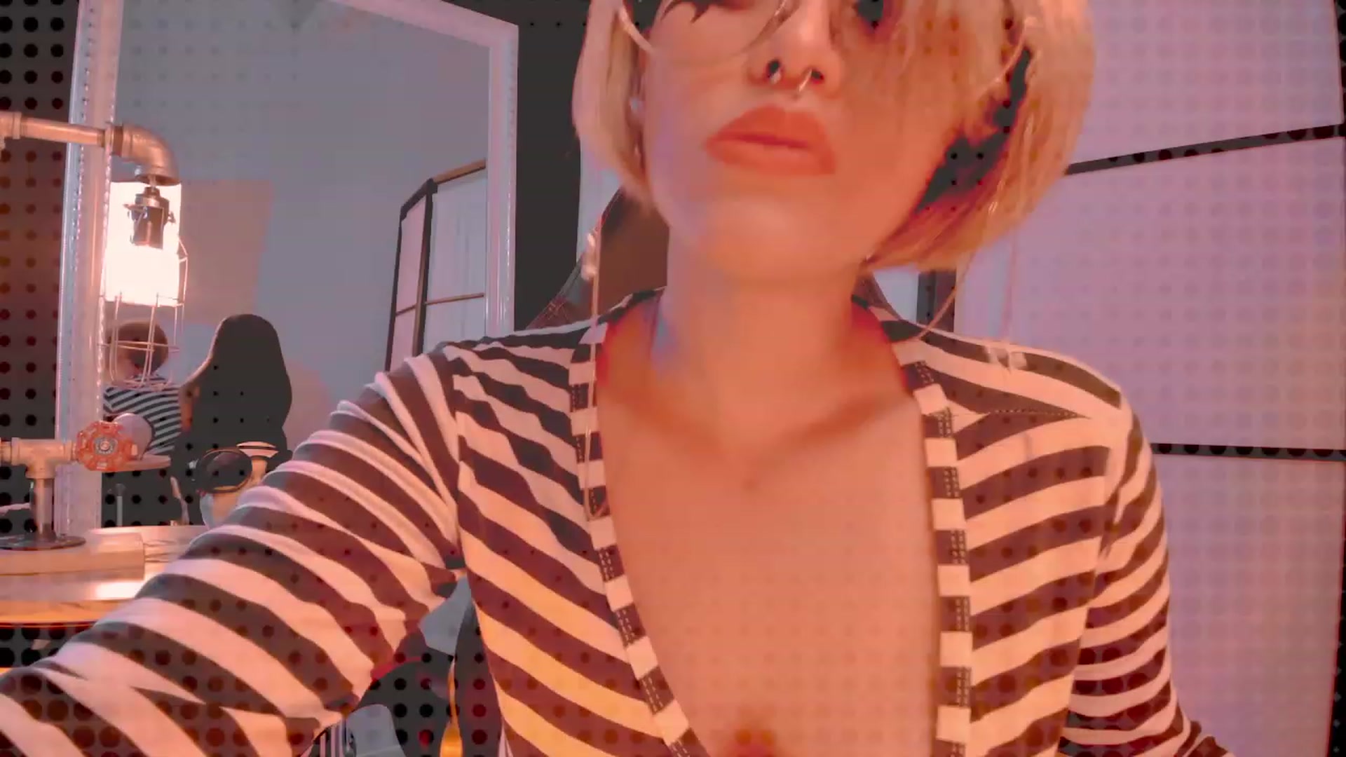 Gallery image thumbnail from AbraxxysRadio's myfreecams stream on, 01/26/2023, 23:47 image 17 of 20