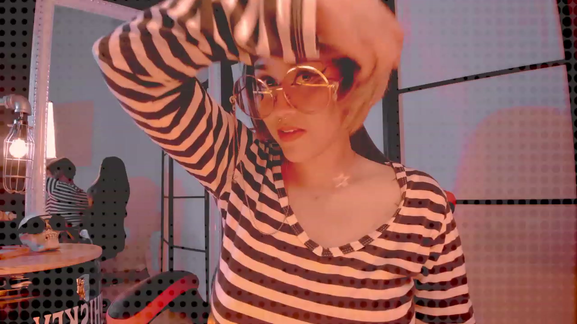Gallery image thumbnail from AbraxxysRadio's myfreecams stream on, 01/27/2023, 02:04 image 12 of 20