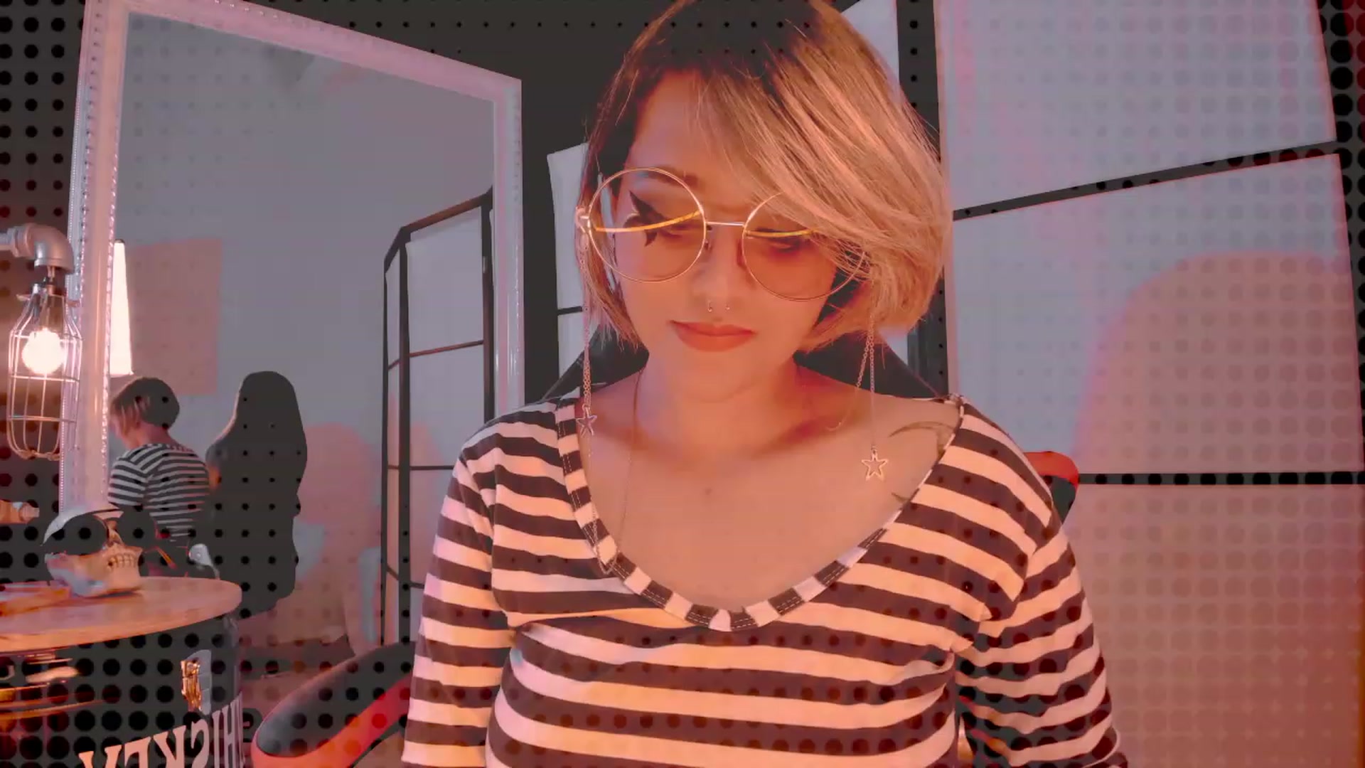 Gallery image thumbnail from AbraxxysRadio's myfreecams stream on, 01/27/2023, 02:04 image 10 of 20