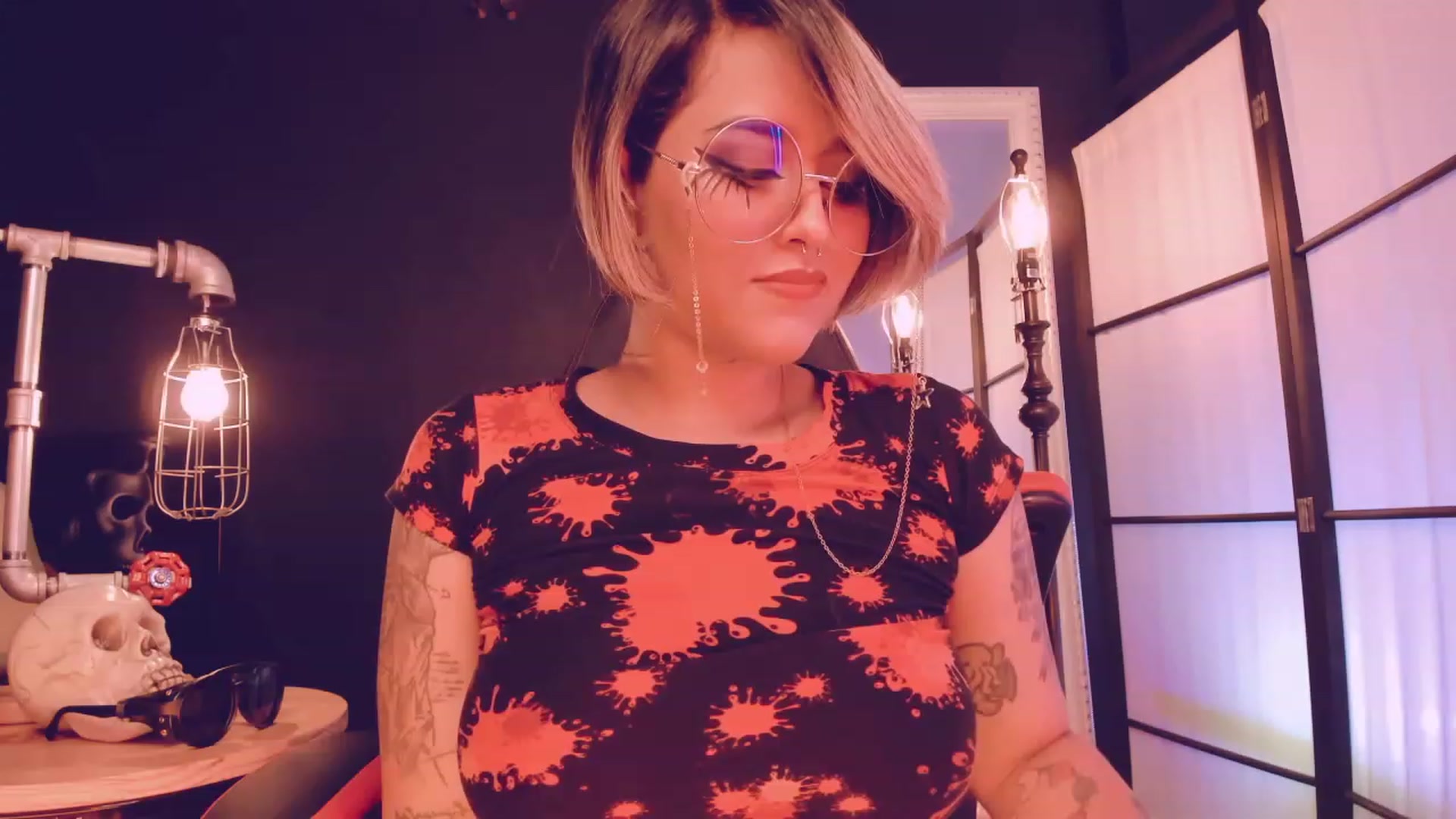 Gallery image thumbnail from AbraxxysRadio's myfreecams stream on, 01/27/2023, 23:49 image 6 of 20