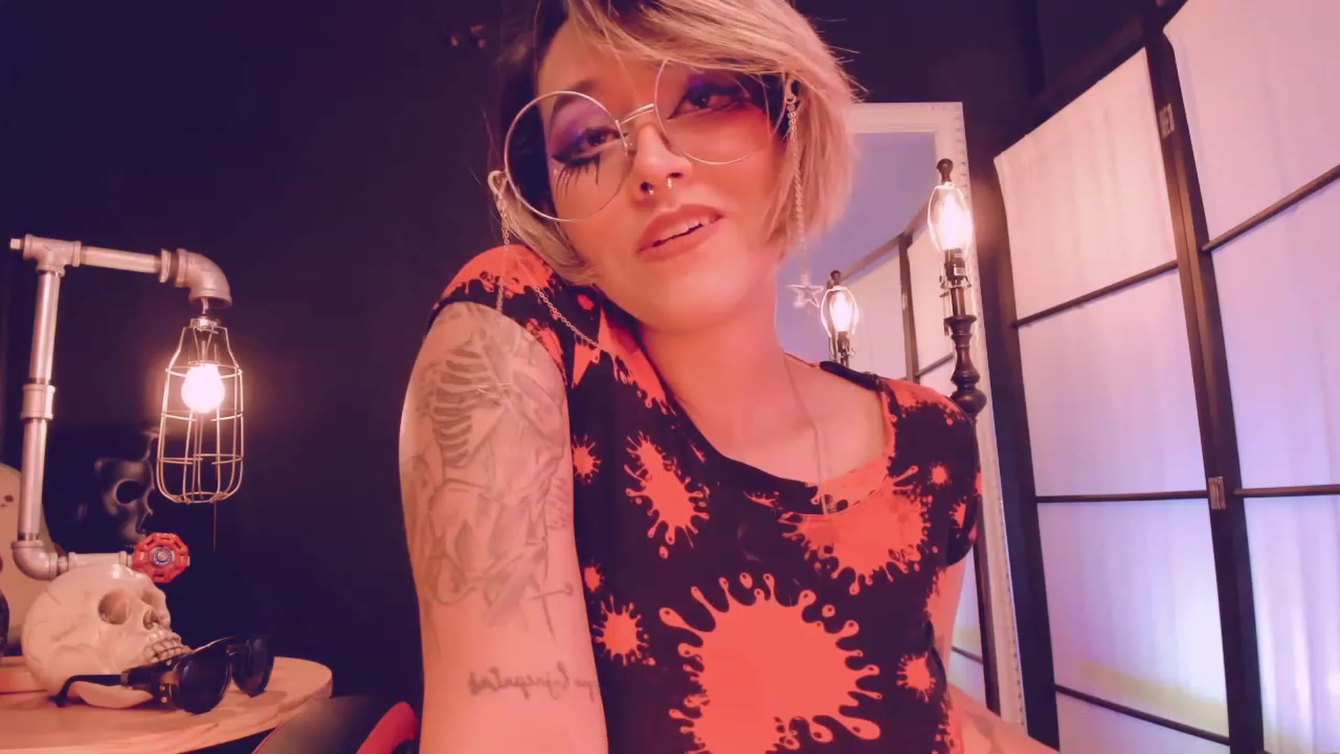 Gallery image thumbnail from AbraxxysRadio's myfreecams stream on, 01/27/2023, 23:49 image 4 of 20