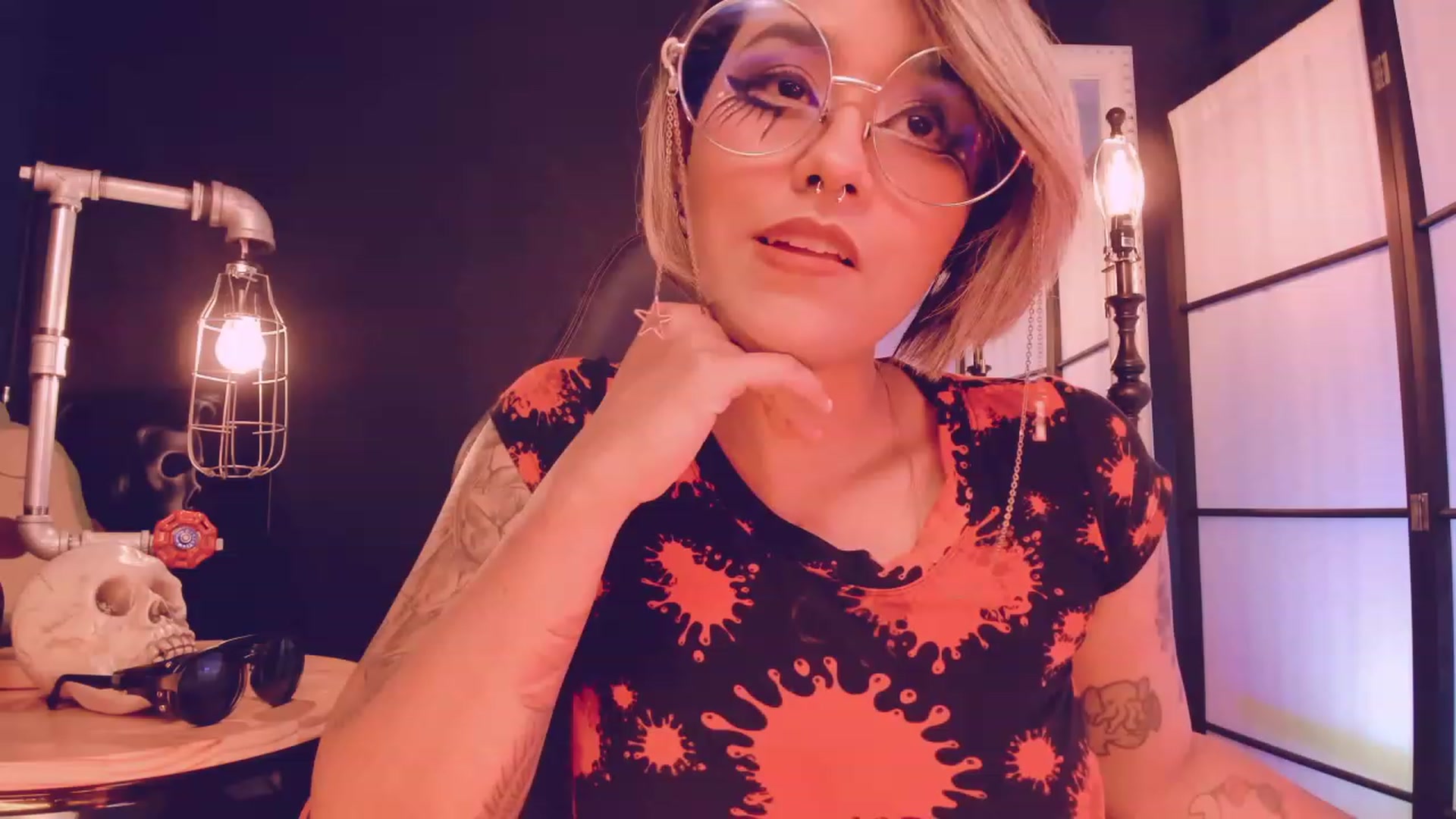 Gallery image thumbnail from AbraxxysRadio's myfreecams stream on, 01/27/2023, 23:49 image 17 of 20