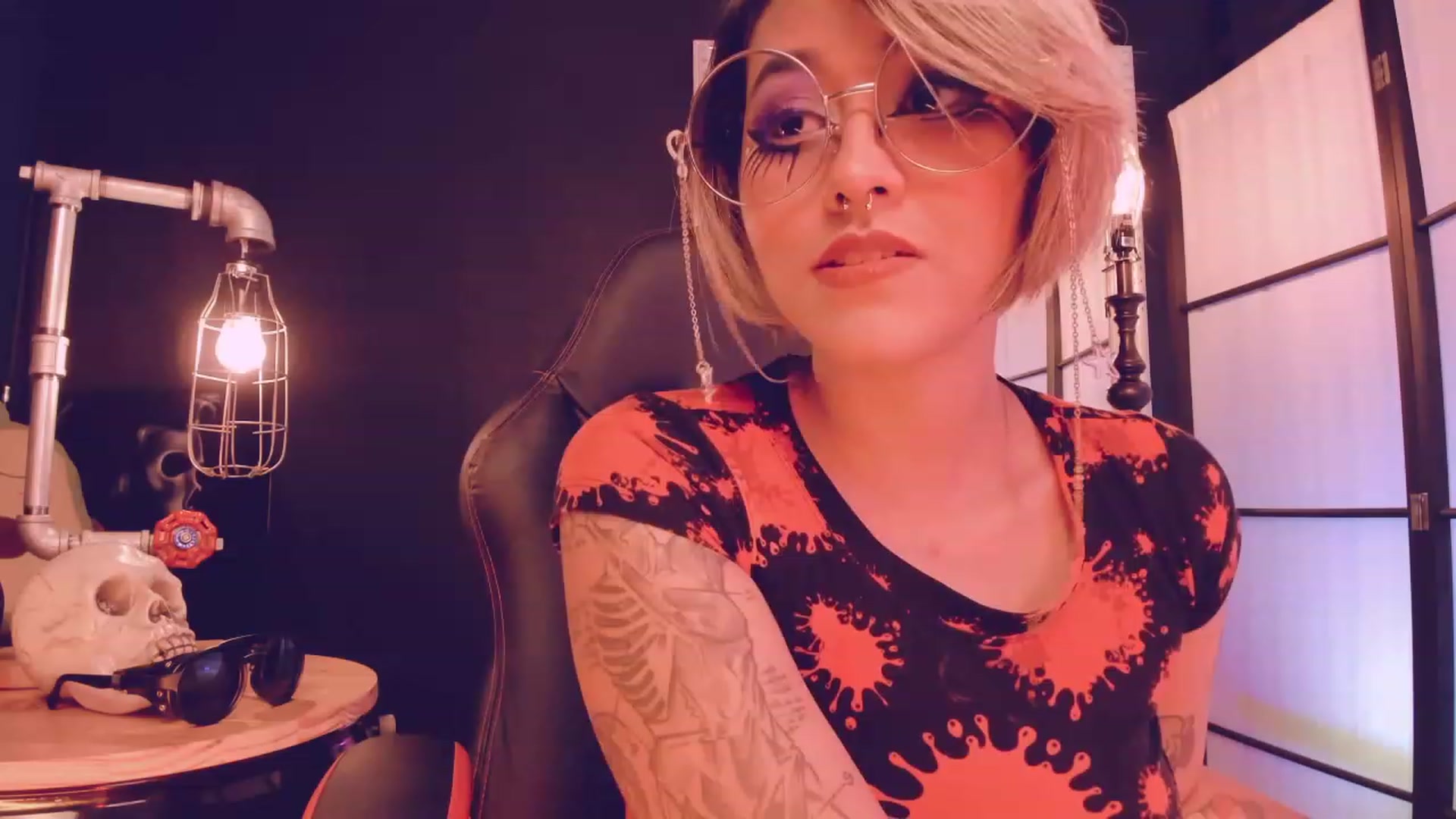 Gallery image thumbnail from AbraxxysRadio's myfreecams stream on, 01/27/2023, 23:49 image 14 of 20
