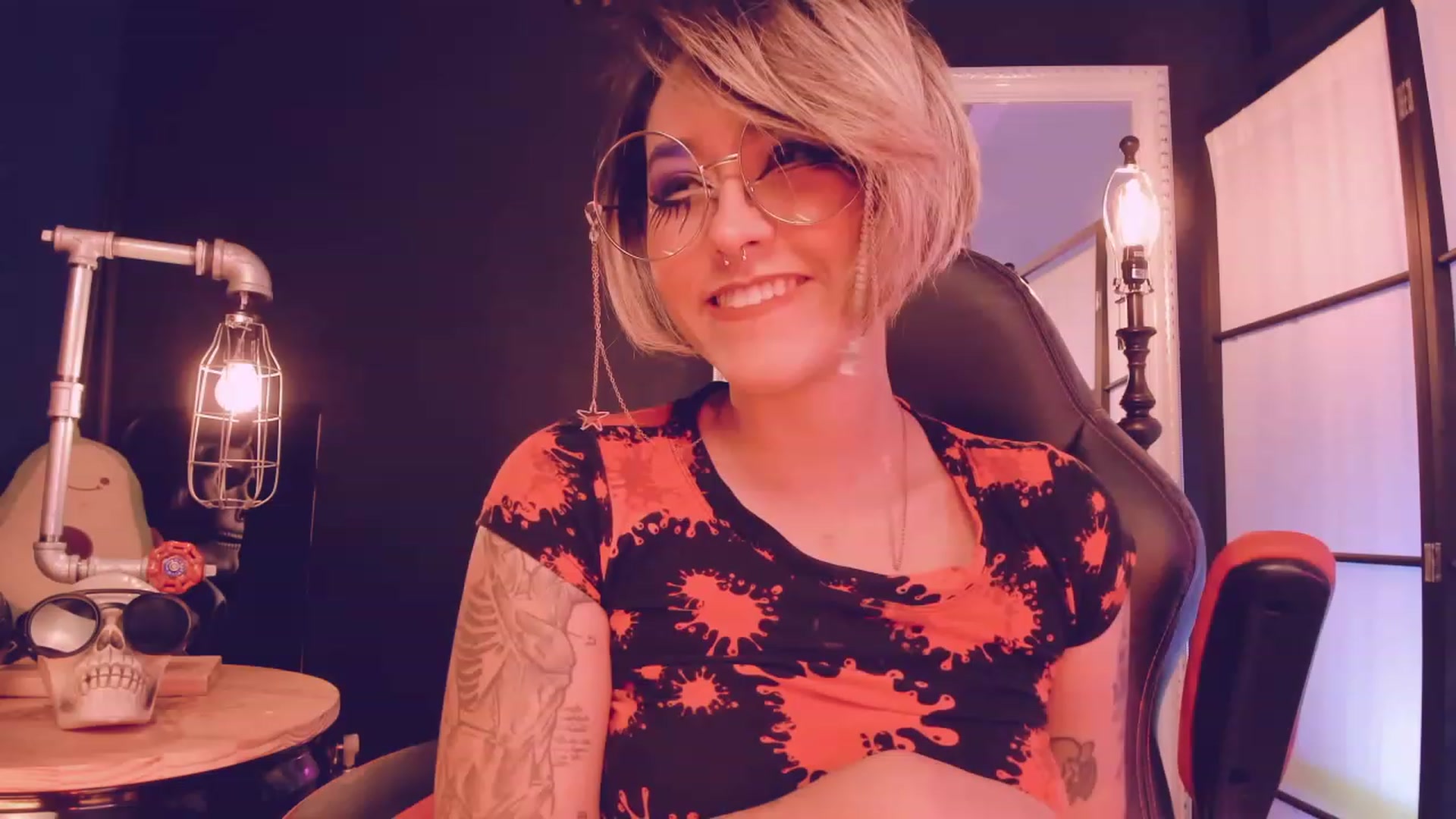 Gallery image thumbnail from AbraxxysRadio's myfreecams stream on, 01/28/2023, 01:11 image 8 of 20