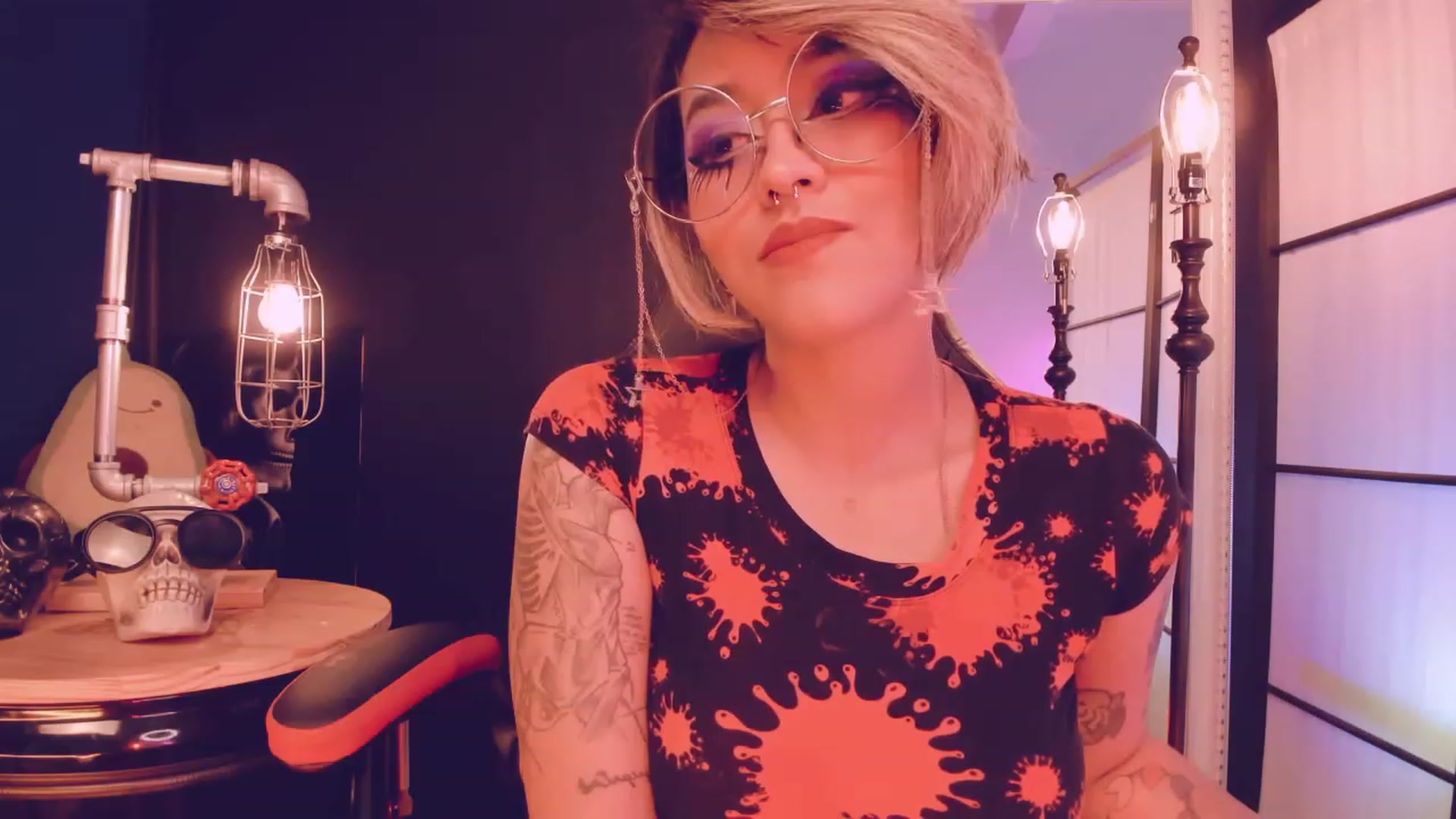 Gallery image thumbnail from AbraxxysRadio's myfreecams stream on, 01/28/2023, 01:11 image 4 of 20