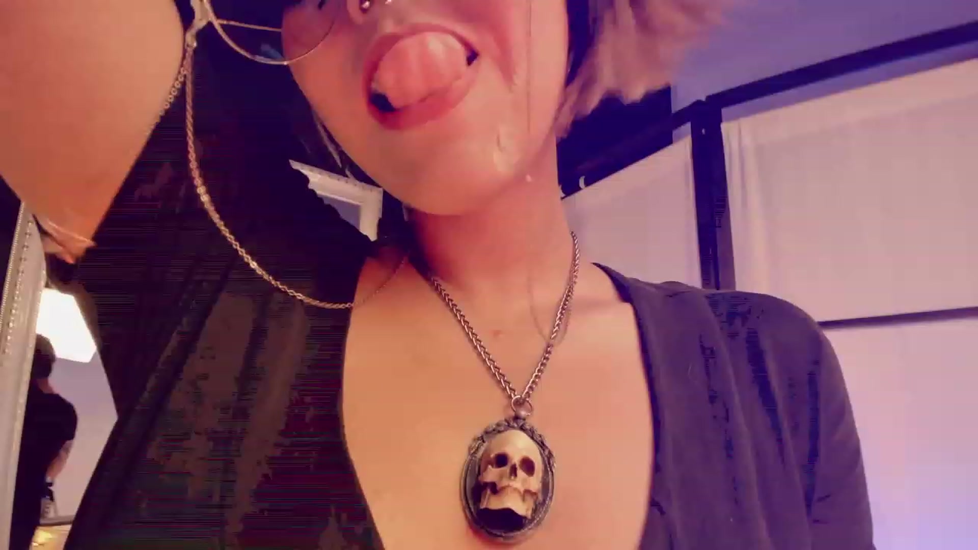 Gallery image thumbnail from AbraxxysRadio's myfreecams stream on, 01/28/2023, 18:32 image 5 of 20