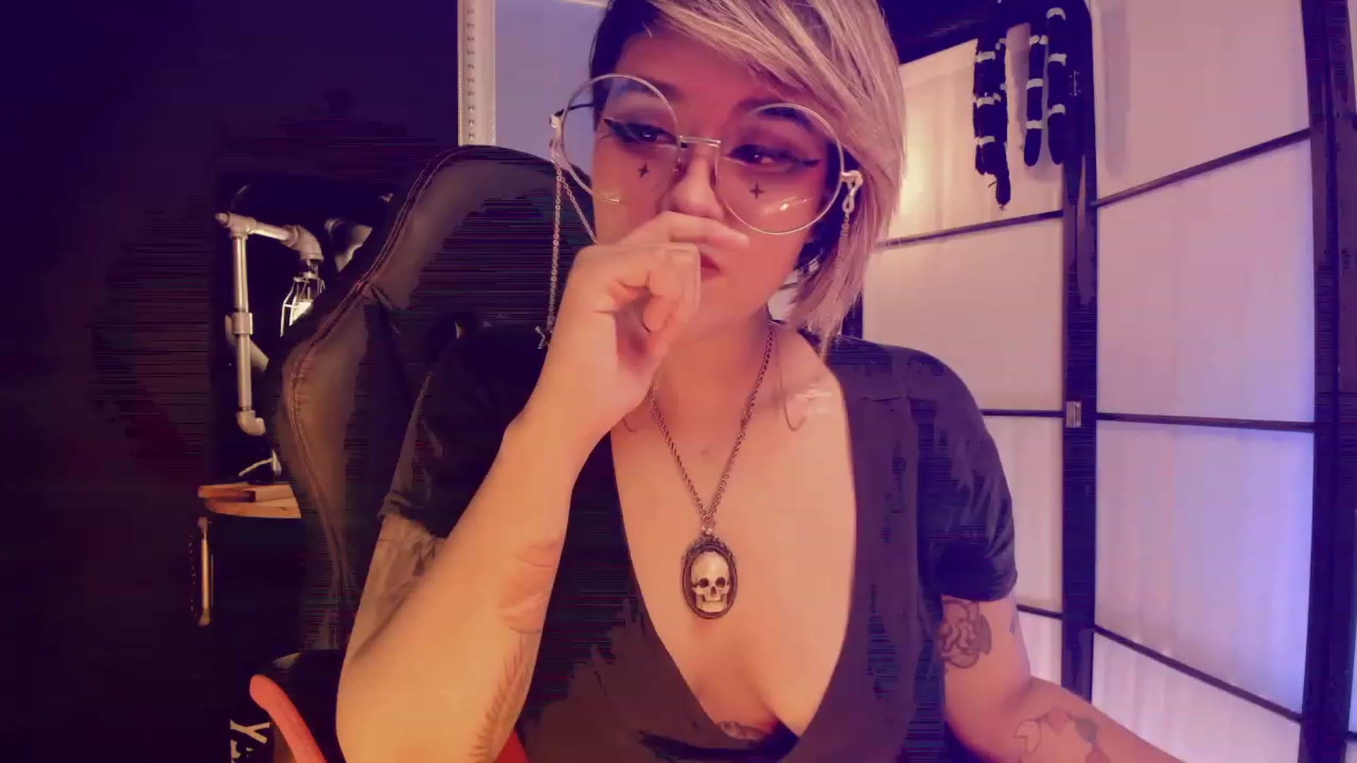 Gallery image thumbnail from AbraxxysRadio's myfreecams stream on, 01/28/2023, 21:08 image 12 of 20