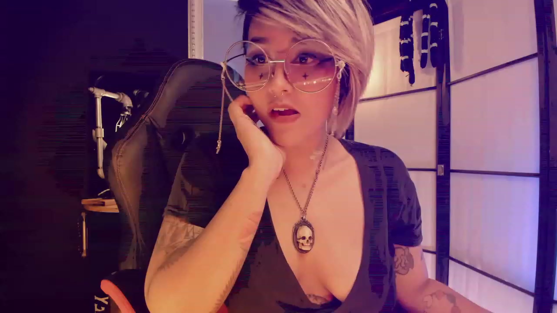 Gallery image thumbnail from AbraxxysRadio's myfreecams stream on, 01/28/2023, 21:08 image 10 of 20