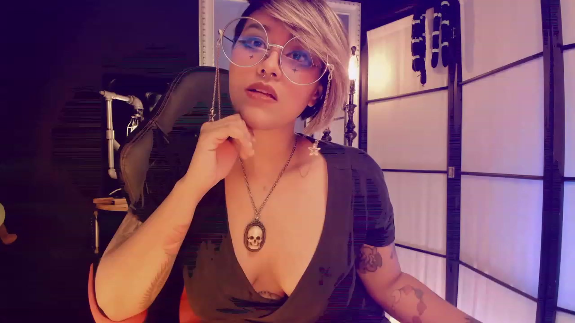 Gallery image thumbnail from AbraxxysRadio's myfreecams stream on, 01/28/2023, 21:08 image 8 of 20