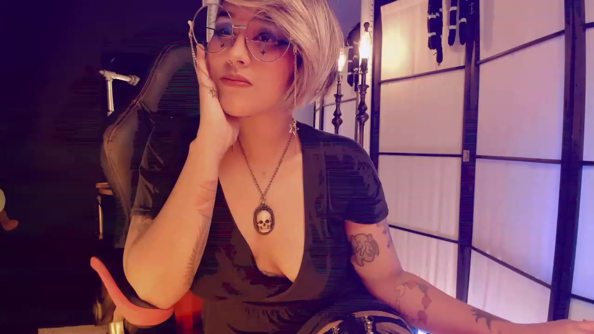 Gallery image thumbnail from AbraxxysRadio's myfreecams stream on, 01/28/2023, 21:08 image 5 of 20