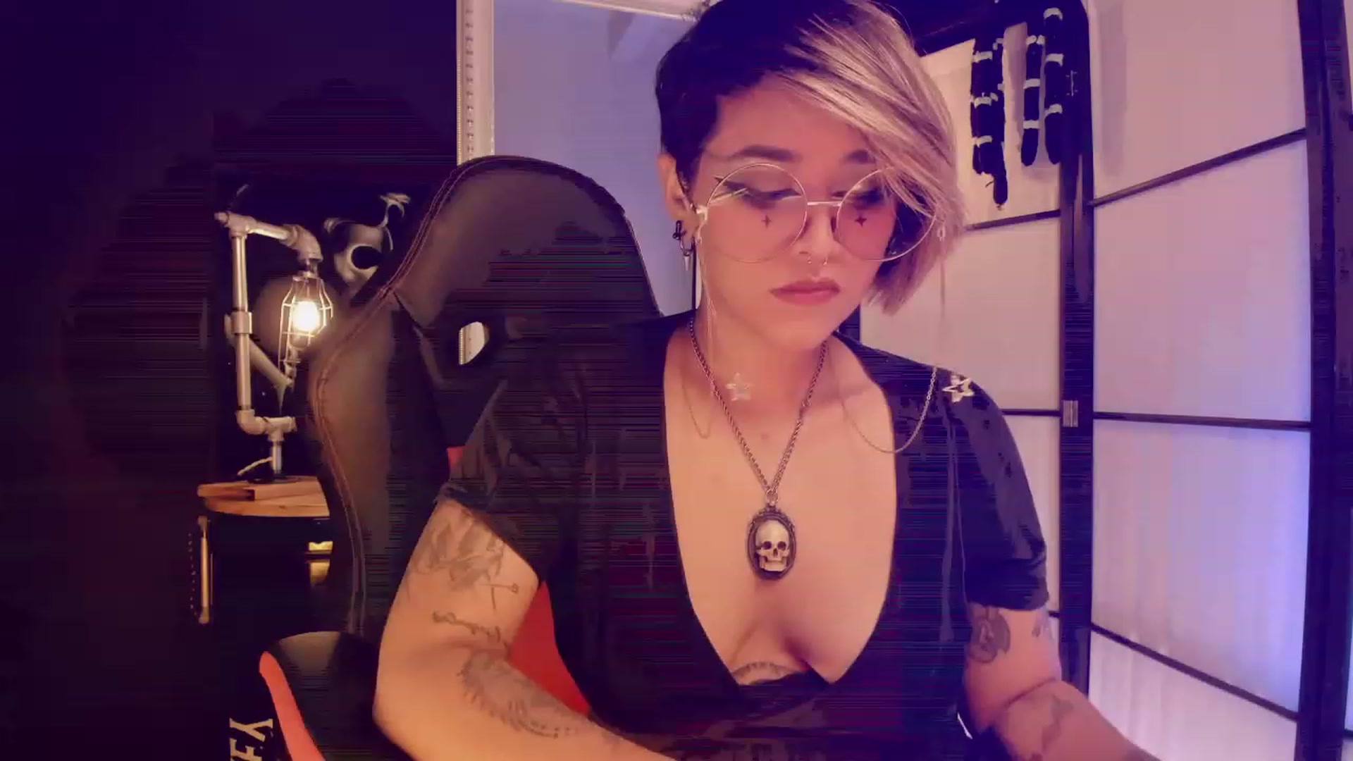 Gallery image thumbnail from AbraxxysRadio's myfreecams stream on, 01/28/2023, 21:08 image 20 of 20