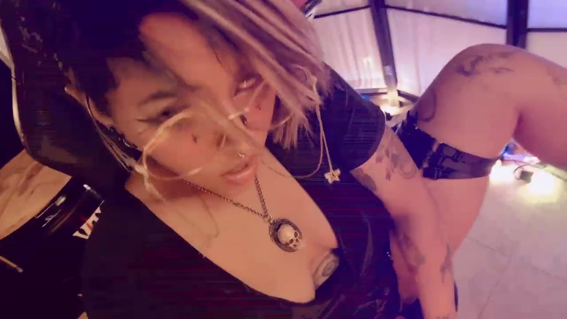 Gallery image thumbnail from AbraxxysRadio's myfreecams stream on, 01/29/2023, 24:44 image 19 of 20