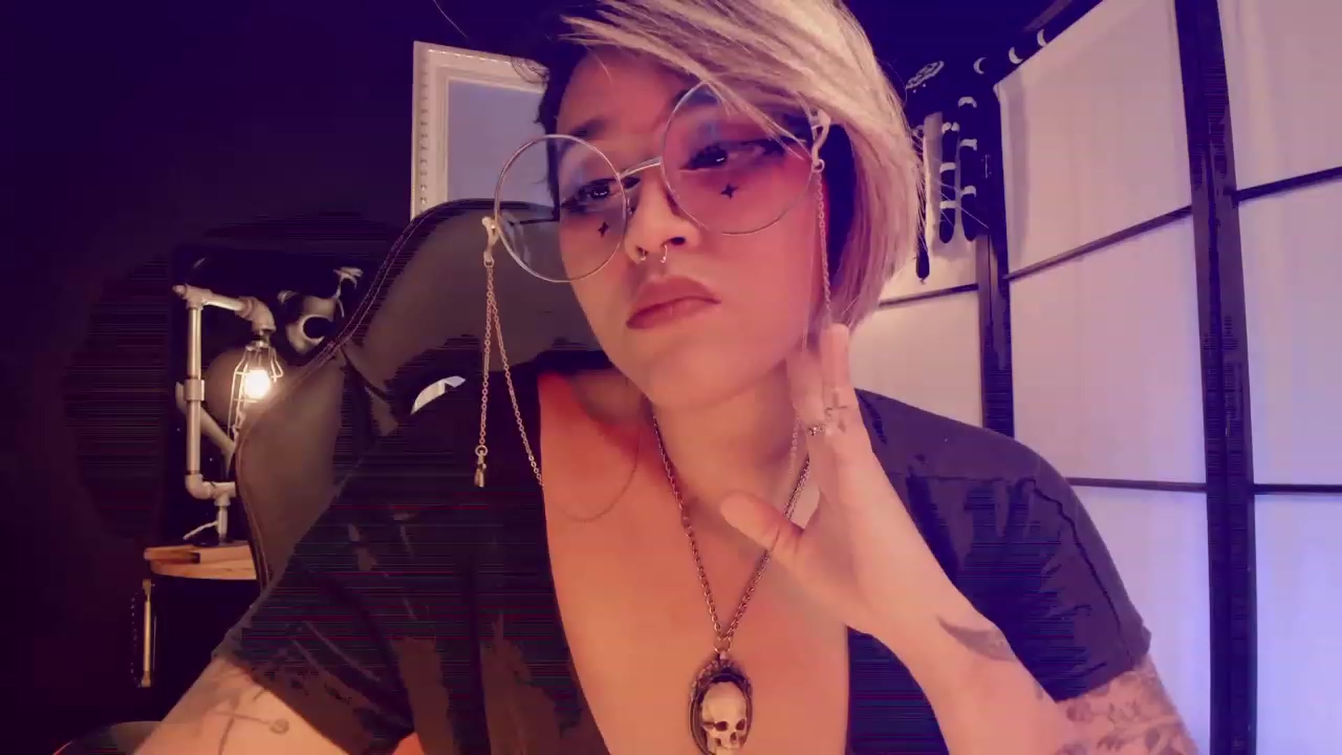 Gallery image thumbnail from AbraxxysRadio's myfreecams stream on, 01/29/2023, 01:37 image 13 of 20