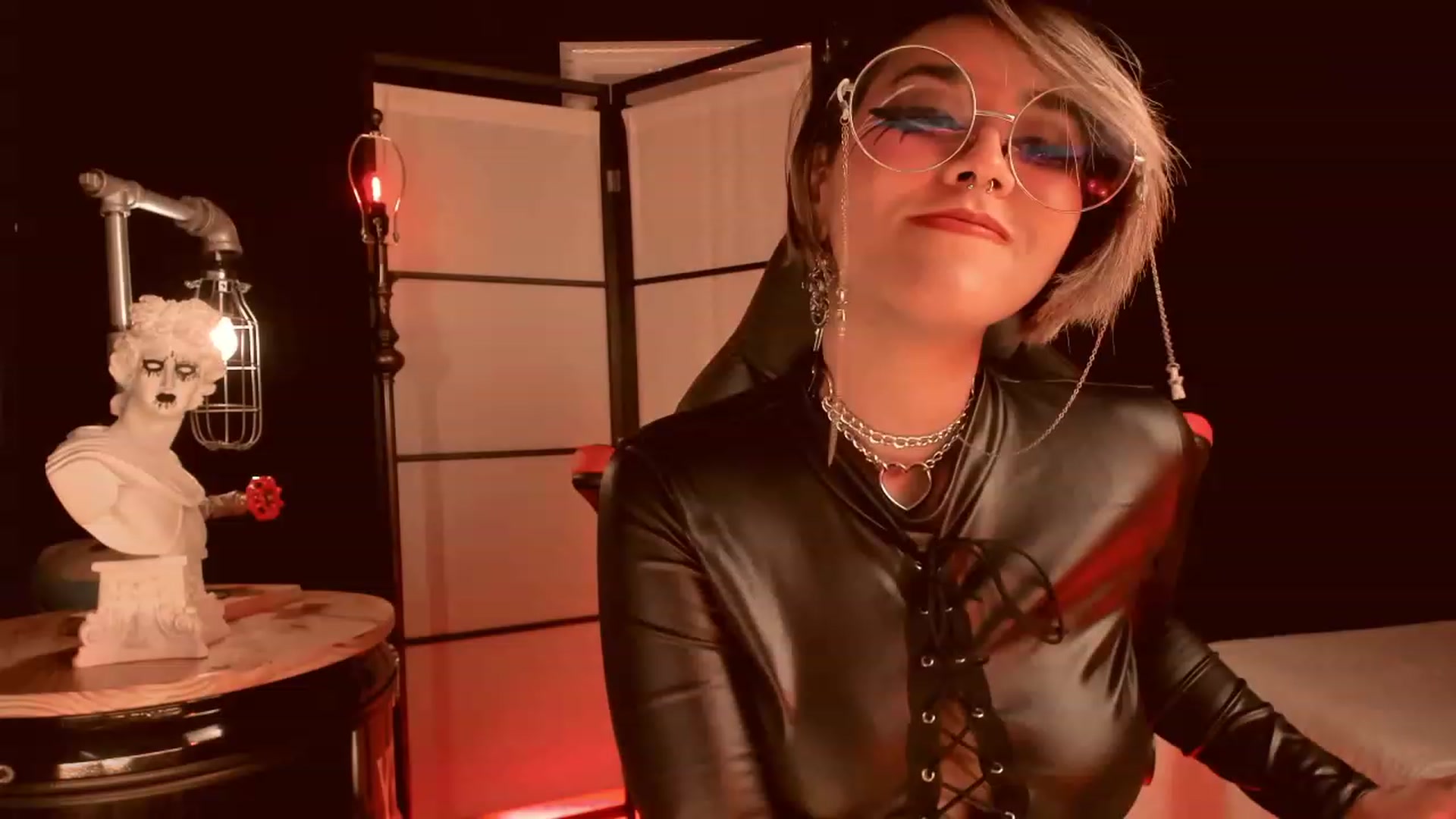 Gallery image thumbnail from AbraxxysRadio's myfreecams stream on, 01/29/2023, 19:52 image 5 of 20