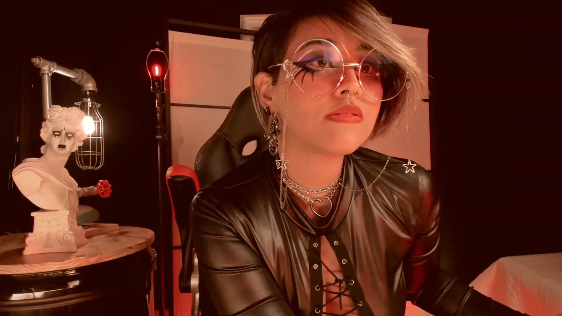 Gallery image thumbnail from AbraxxysRadio's myfreecams stream on, 01/29/2023, 19:52 image 14 of 20