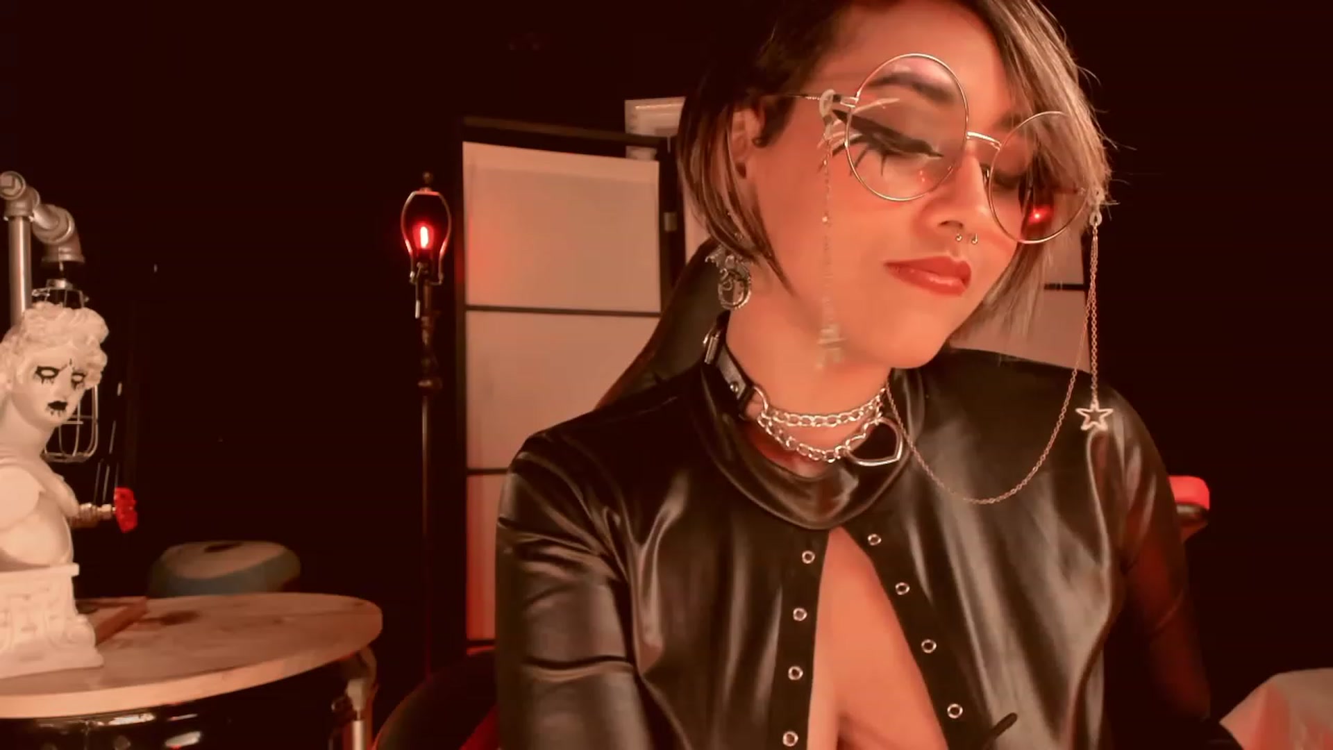 Gallery image thumbnail from AbraxxysRadio's myfreecams stream on, 01/29/2023, 21:51 image 16 of 20