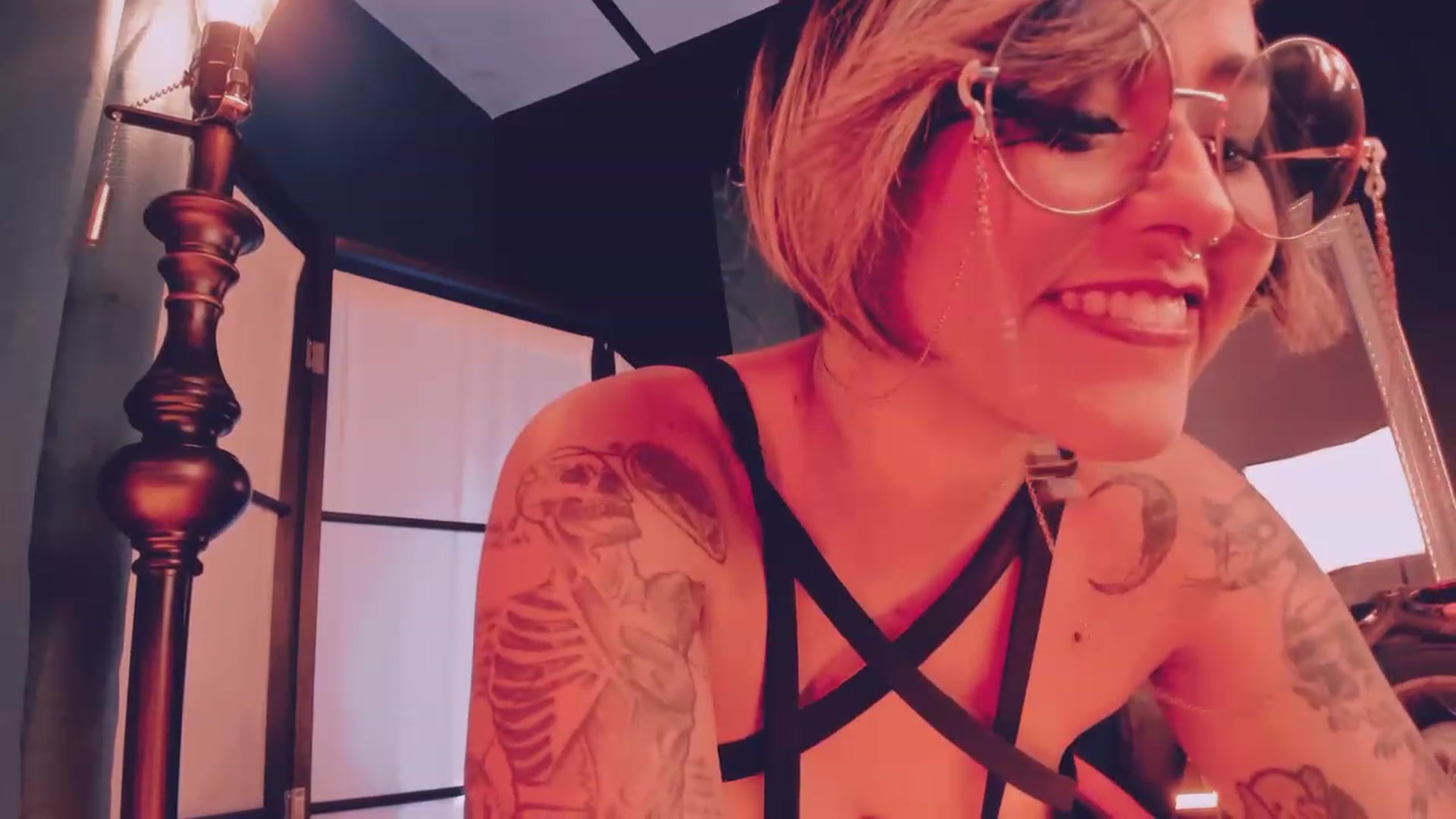 Gallery image thumbnail from AbraxxysRadio's myfreecams stream on, 01/30/2023, 23:36 image 11 of 20