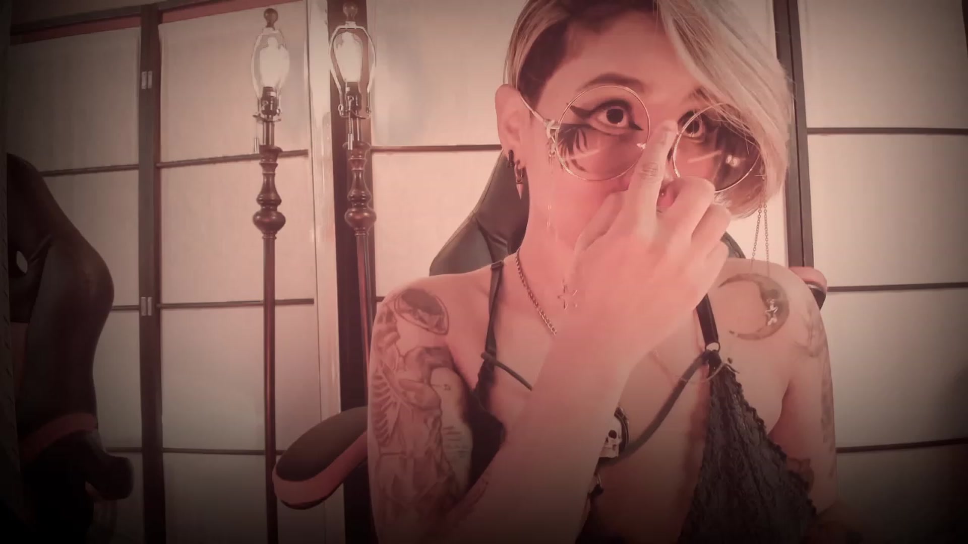 Gallery image thumbnail from AbraxxysRadio's myfreecams stream on, 02/02/2023, 24:03 image 18 of 20