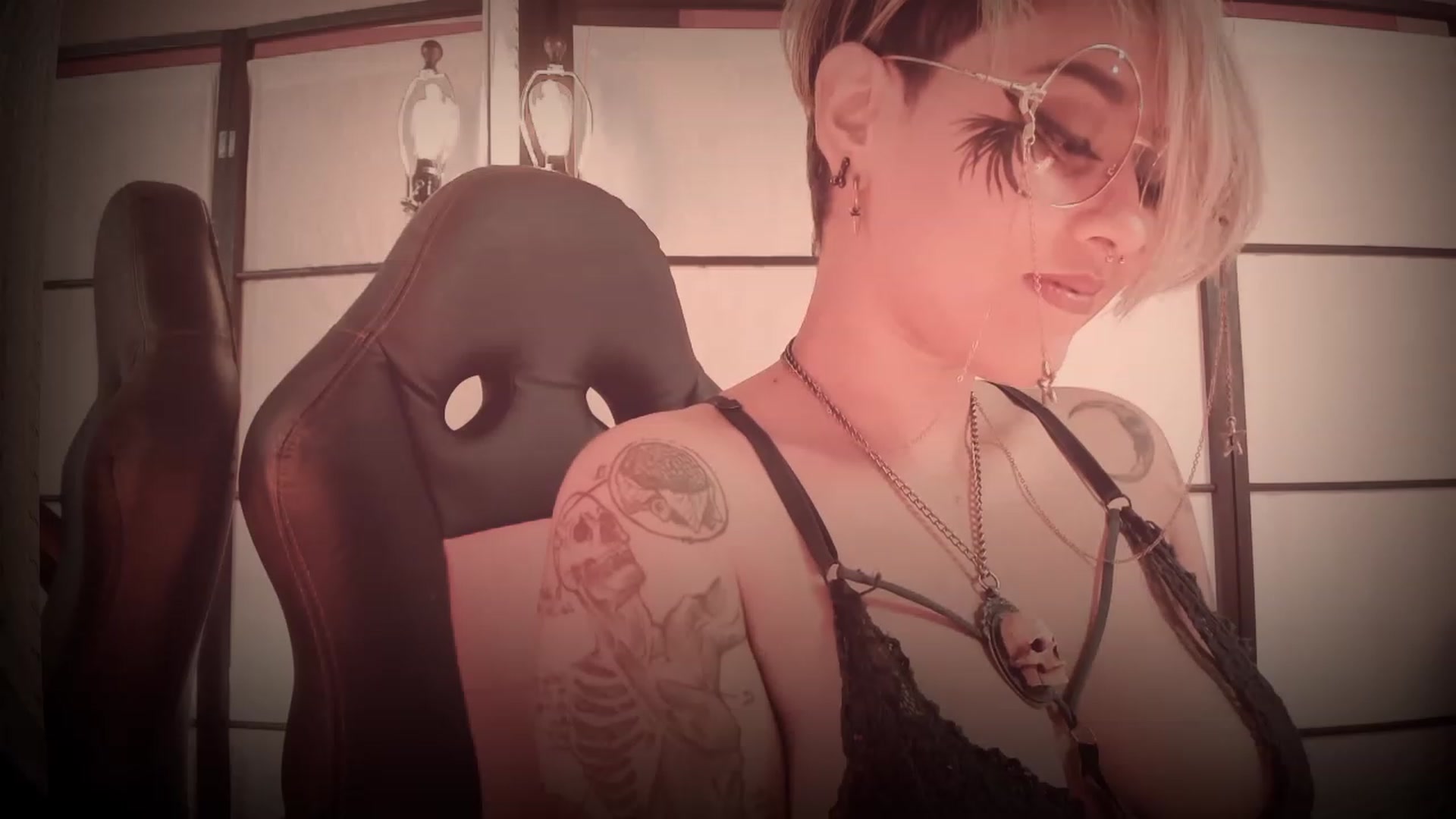 Gallery image thumbnail from AbraxxysRadio's myfreecams stream on, 02/02/2023, 24:16 image 5 of 20