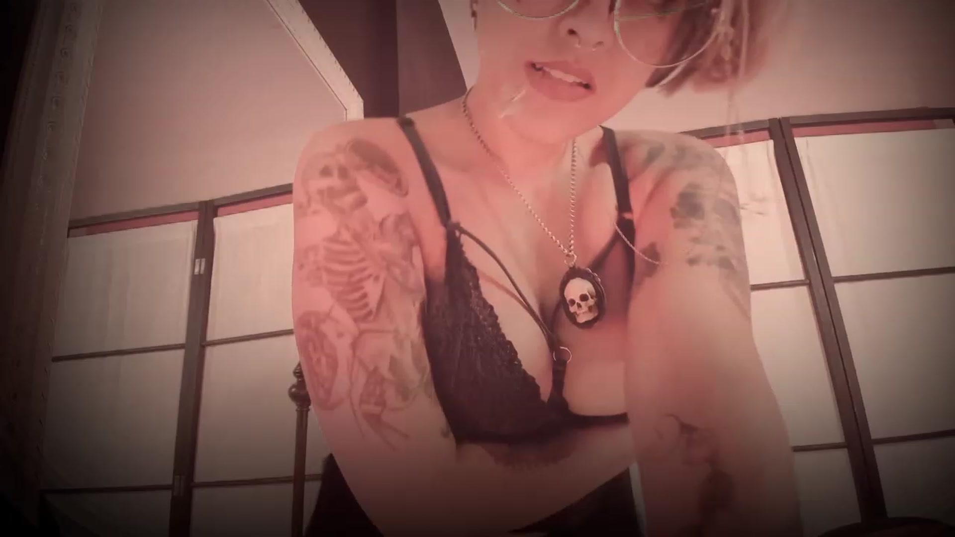 Gallery image thumbnail from AbraxxysRadio's myfreecams stream on, 02/02/2023, 24:16 image 12 of 20