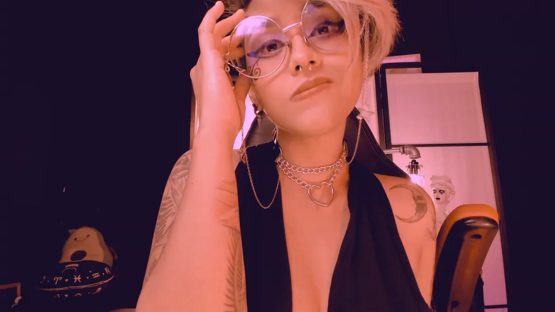 Gallery image thumbnail from AbraxxysRadio's myfreecams stream on, 02/03/2023, 01:46 image 17 of 20