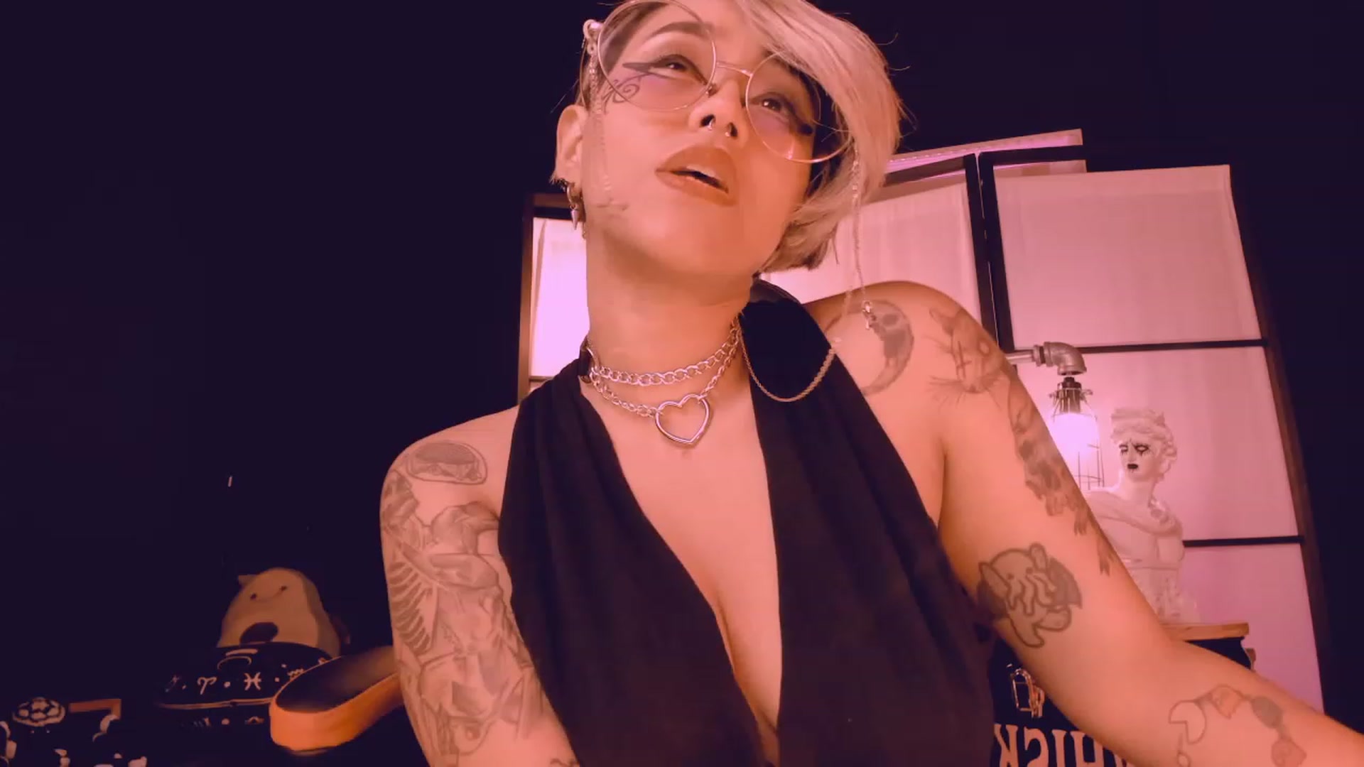 Gallery image thumbnail from AbraxxysRadio's myfreecams stream on, 02/03/2023, 01:46 image 5 of 20