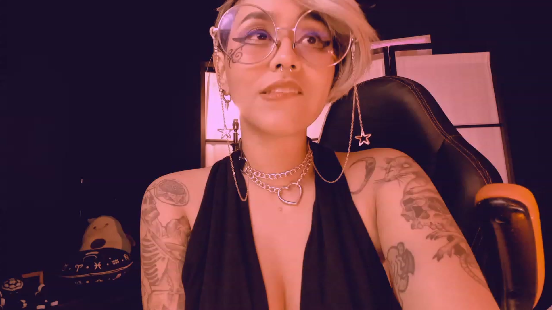Gallery image thumbnail from AbraxxysRadio's myfreecams stream on, 02/03/2023, 02:05 image 20 of 20