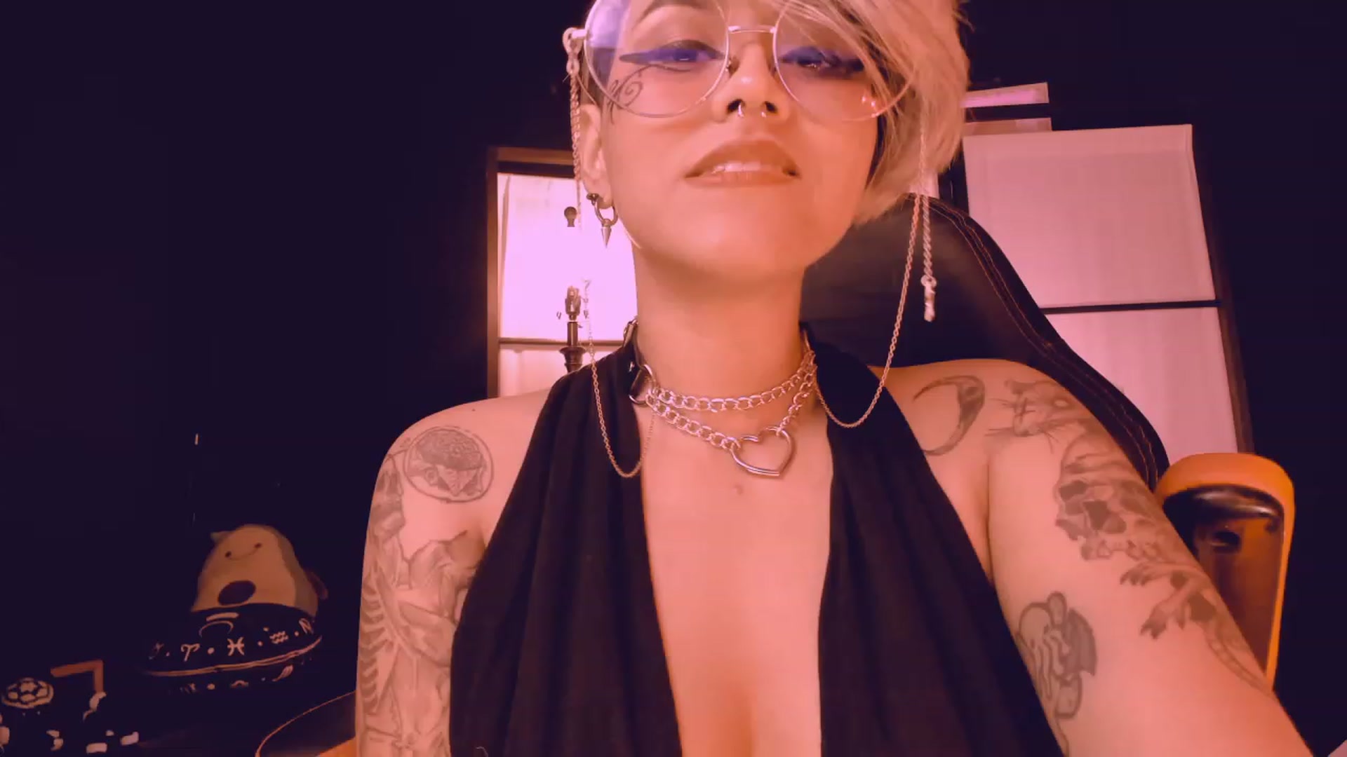 Gallery image thumbnail from AbraxxysRadio's myfreecams stream on, 02/03/2023, 02:05 image 14 of 20