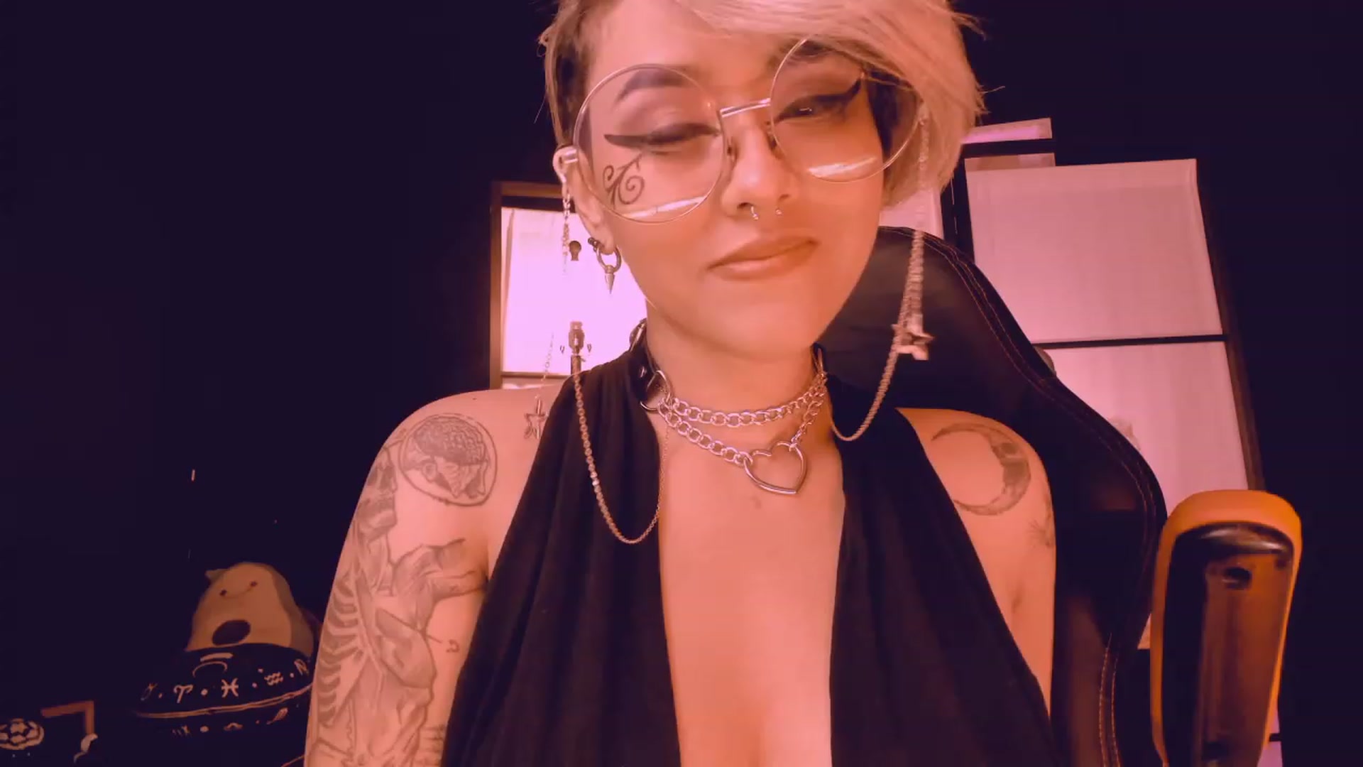 Gallery image thumbnail from AbraxxysRadio's myfreecams stream on, 02/03/2023, 02:05 image 11 of 20