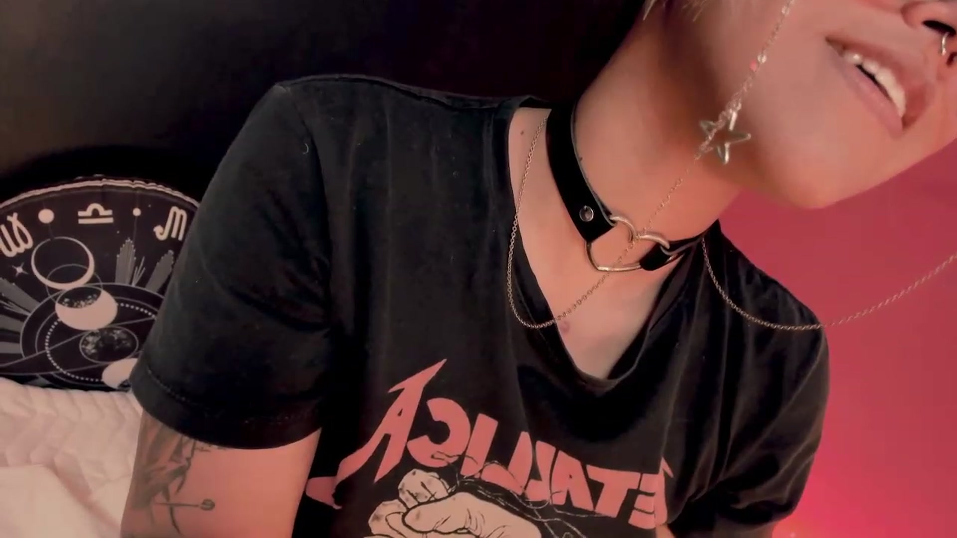 Gallery image thumbnail from AbraxxysRadio's myfreecams stream on, 02/08/2023, 02:19 image 17 of 20