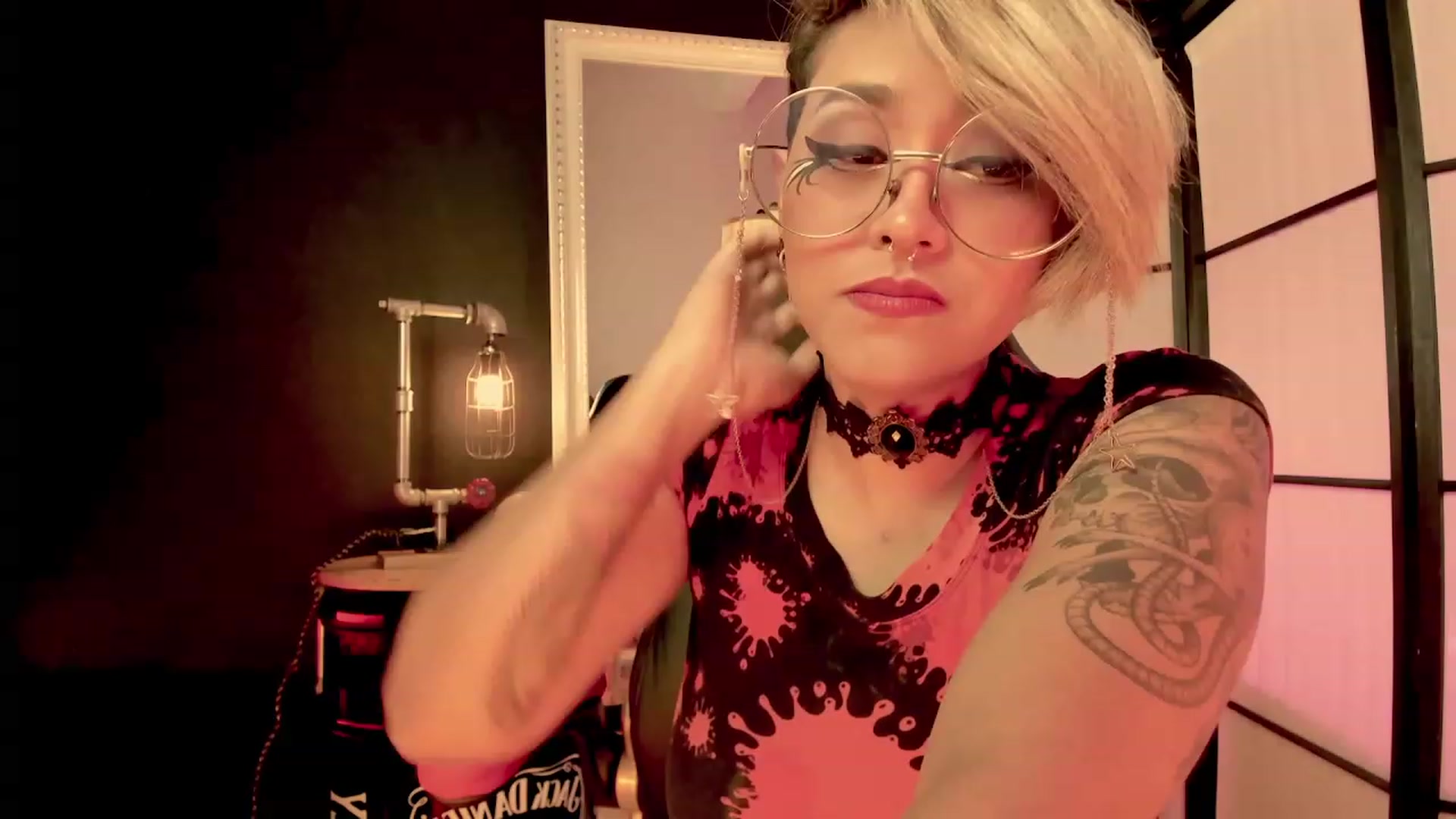 Gallery image thumbnail from AbraxxysRadio's myfreecams stream on, 02/10/2023, 24:14 image 5 of 20