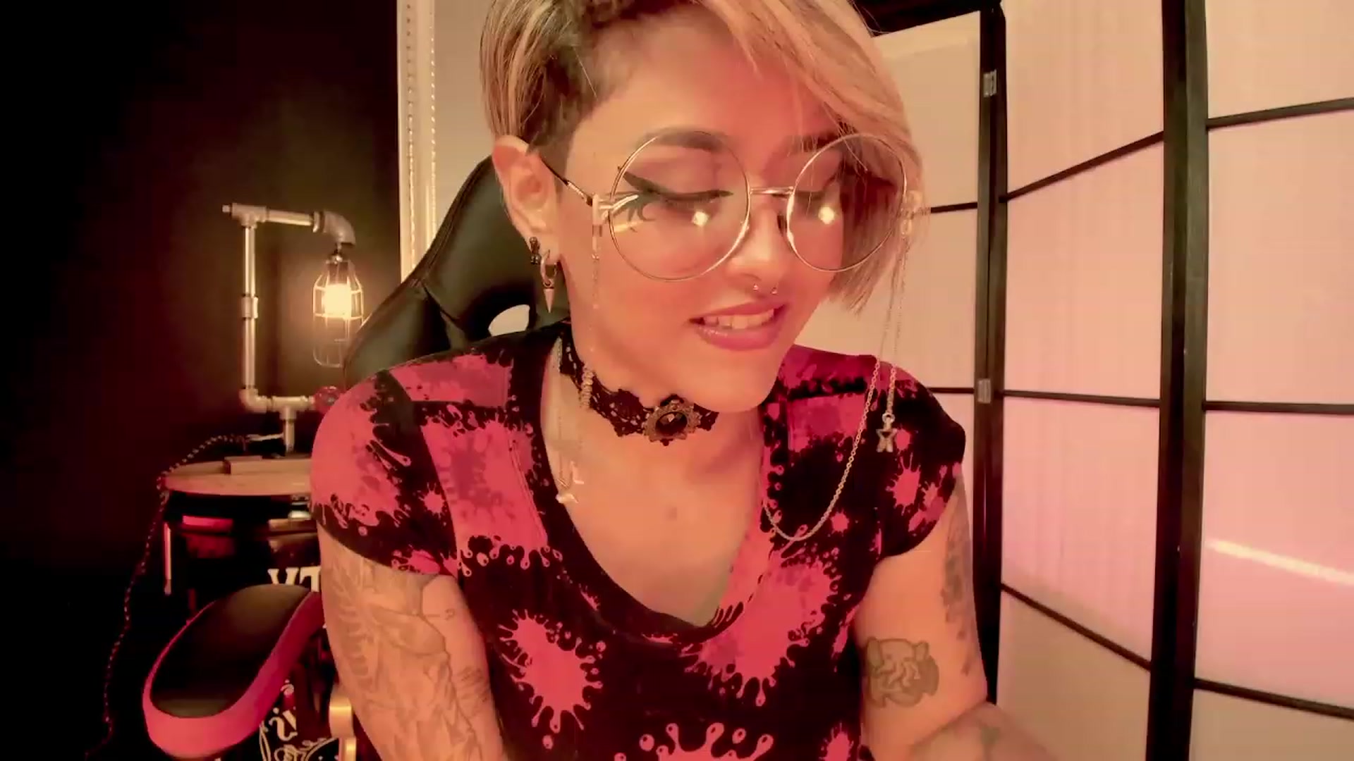 Gallery image thumbnail from AbraxxysRadio's myfreecams stream on, 02/10/2023, 02:05 image 3 of 20