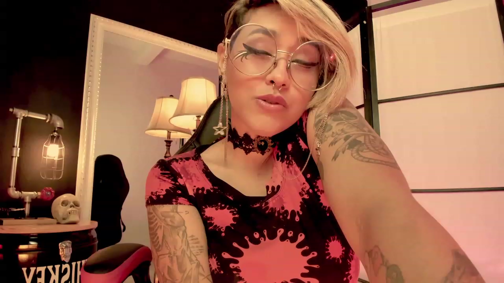 Gallery image thumbnail from AbraxxysRadio's myfreecams stream on, 02/10/2023, 02:05 image 18 of 20