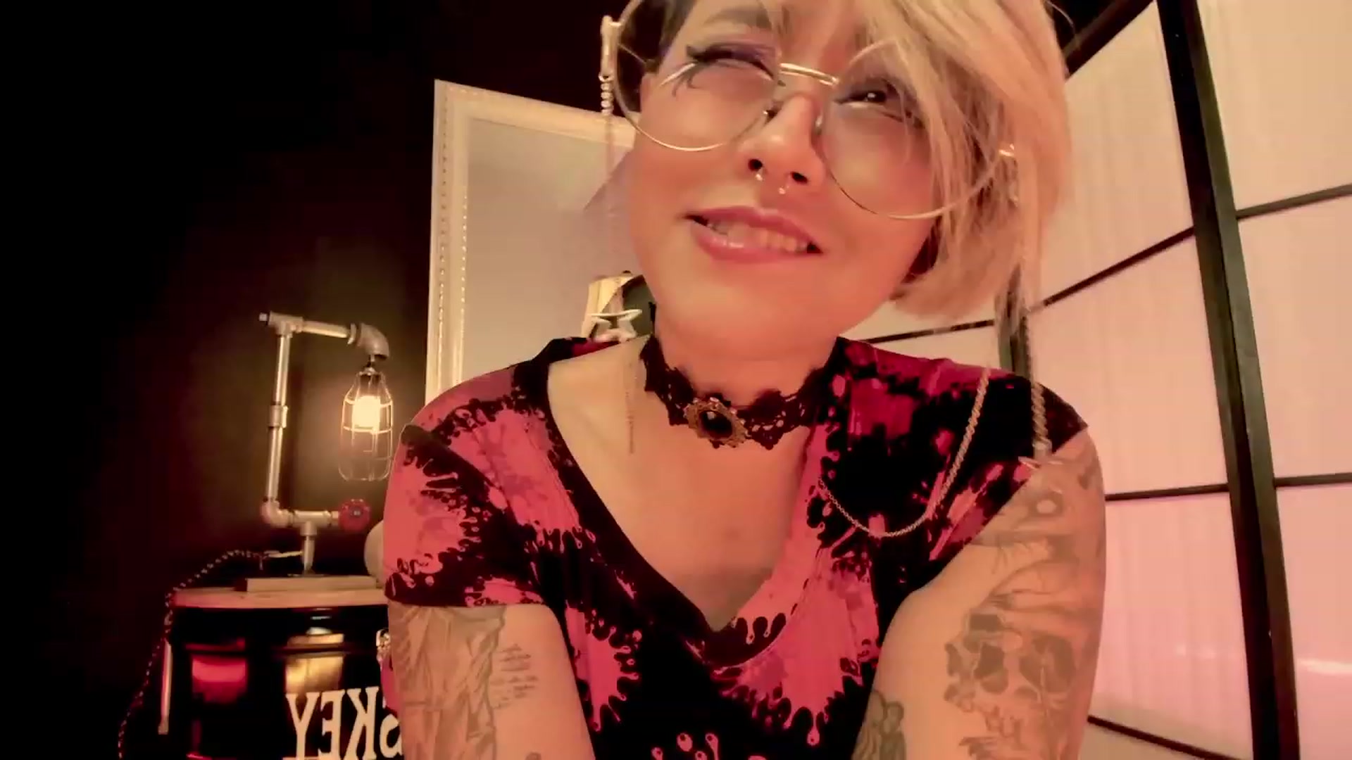 Gallery image thumbnail from AbraxxysRadio's myfreecams stream on, 02/10/2023, 02:05 image 10 of 20