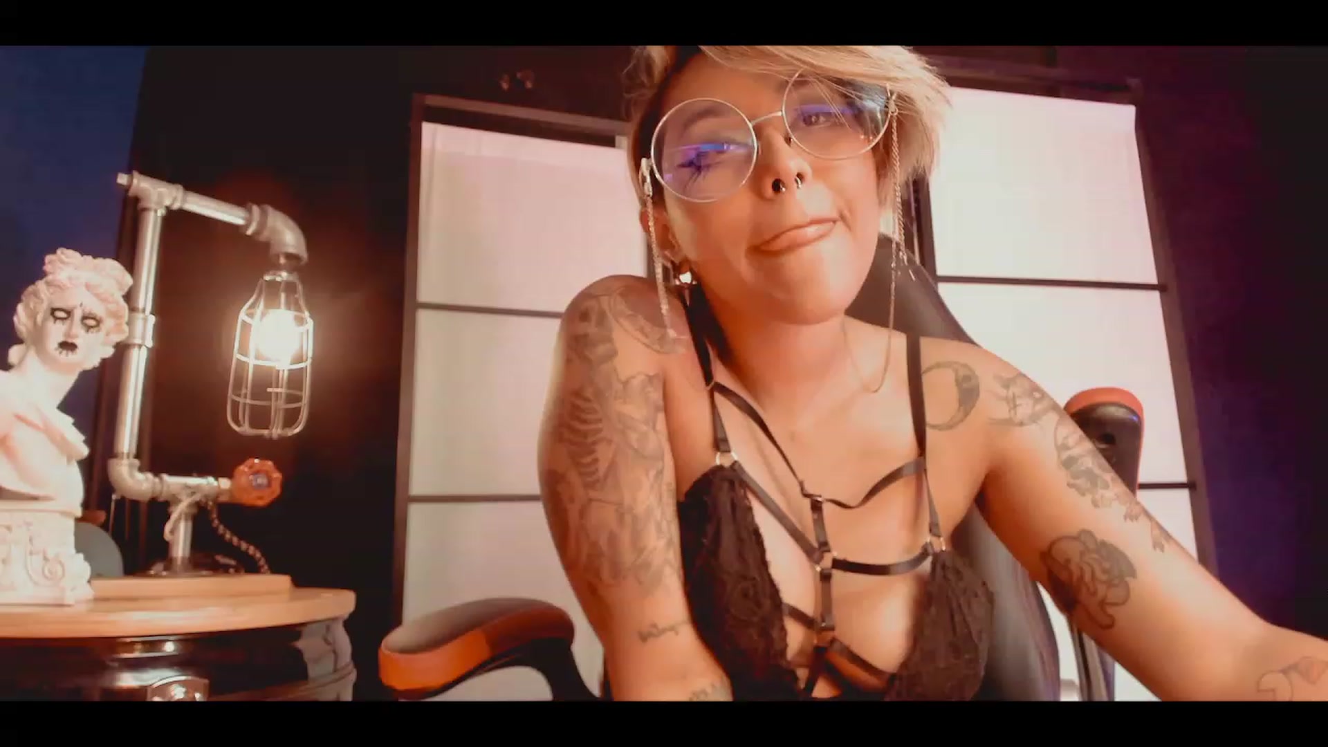 Gallery image thumbnail from AbraxxysRadio's myfreecams stream on, 02/12/2023, 17:53 image 14 of 20