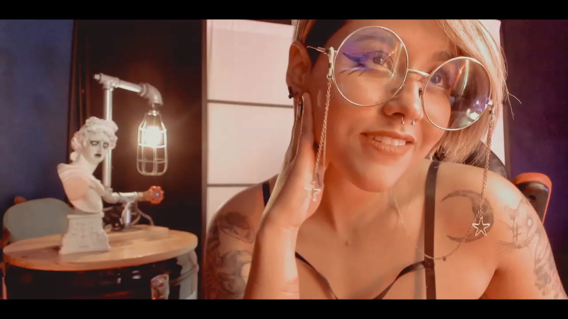 Gallery image thumbnail from AbraxxysRadio's myfreecams stream on, 02/12/2023, 19:58 image 13 of 20