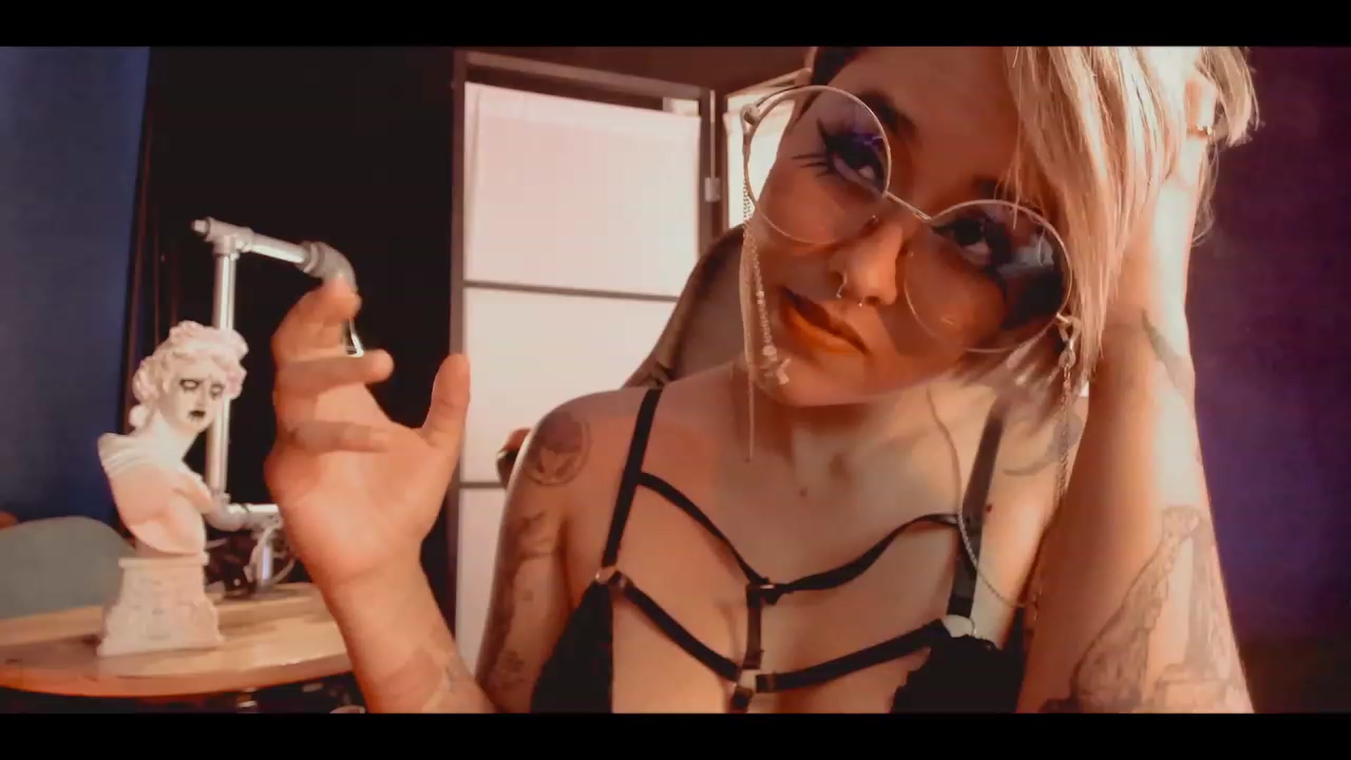 Gallery image thumbnail from AbraxxysRadio's myfreecams stream on, 02/12/2023, 19:58 image 17 of 20