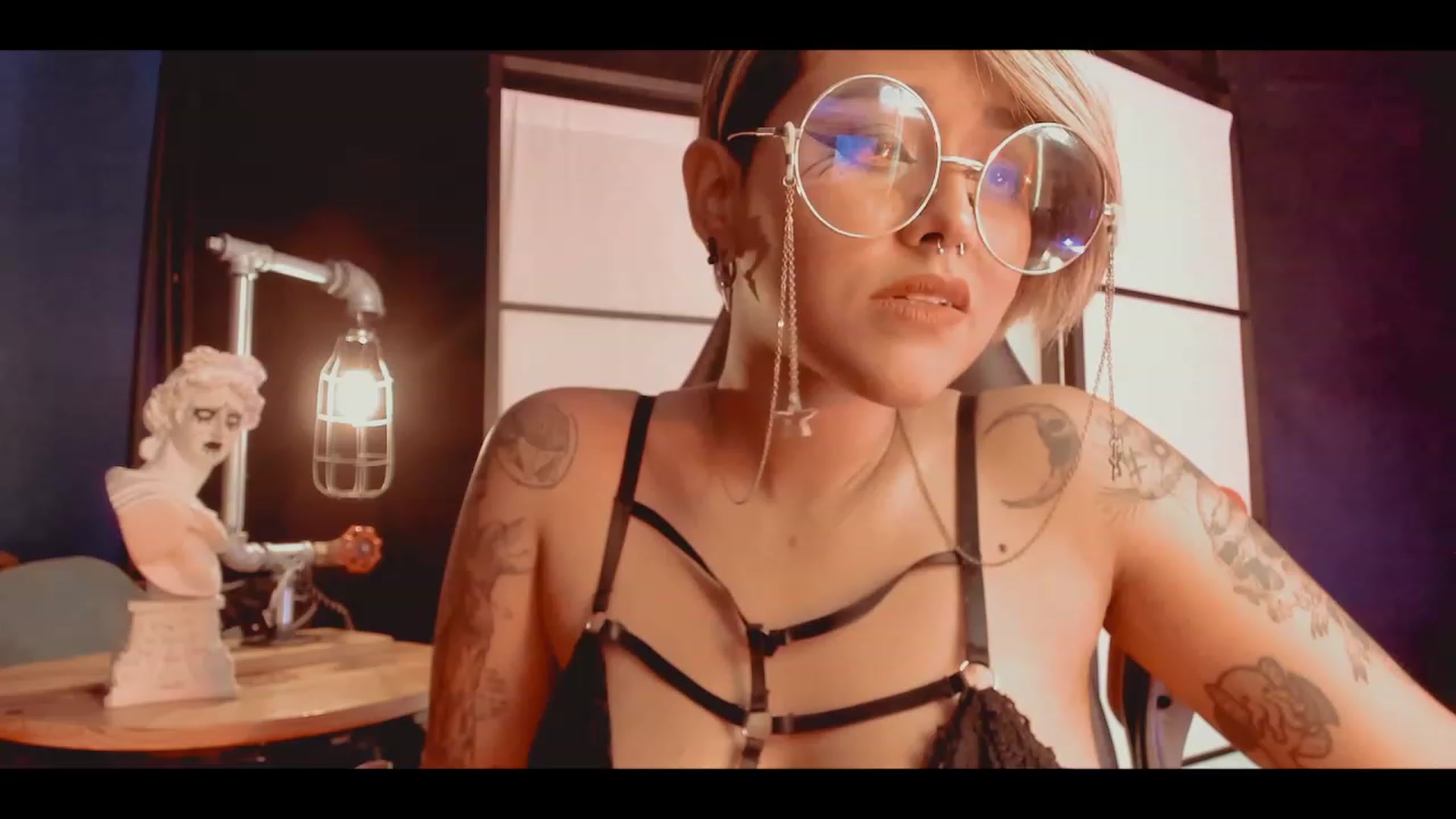 Gallery image thumbnail from AbraxxysRadio's myfreecams stream on, 02/12/2023, 19:58 image 19 of 20