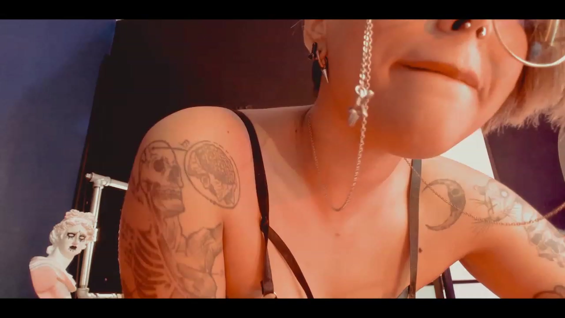 Gallery image thumbnail from AbraxxysRadio's myfreecams stream on, 02/12/2023, 21:01 image 19 of 20