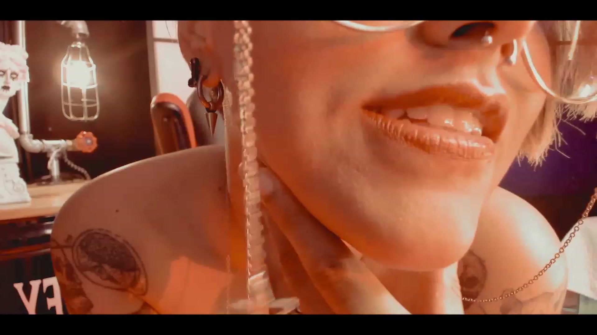 Gallery image thumbnail from AbraxxysRadio's myfreecams stream on, 02/12/2023, 21:01 image 14 of 20