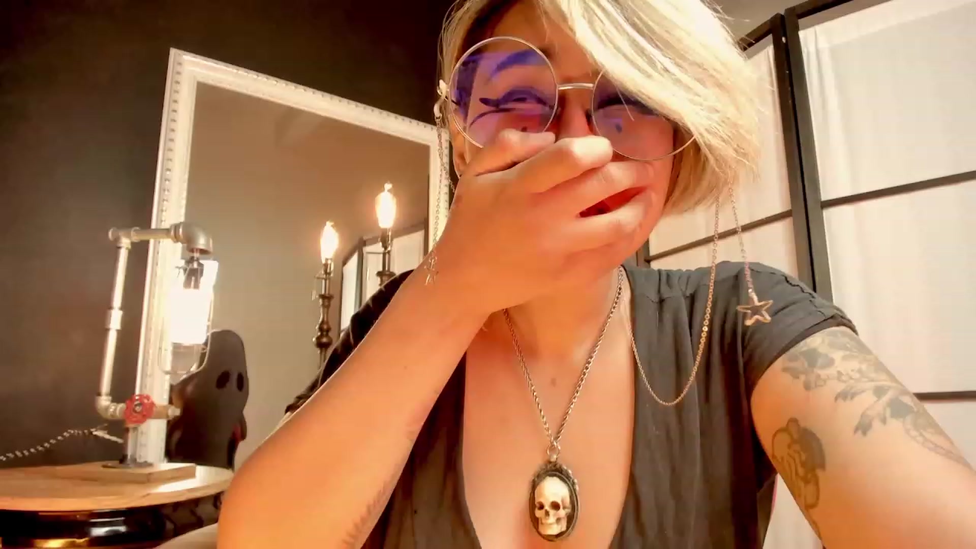 Gallery image thumbnail from AbraxxysRadio's myfreecams stream on, 02/15/2023, 01:33 image 18 of 20