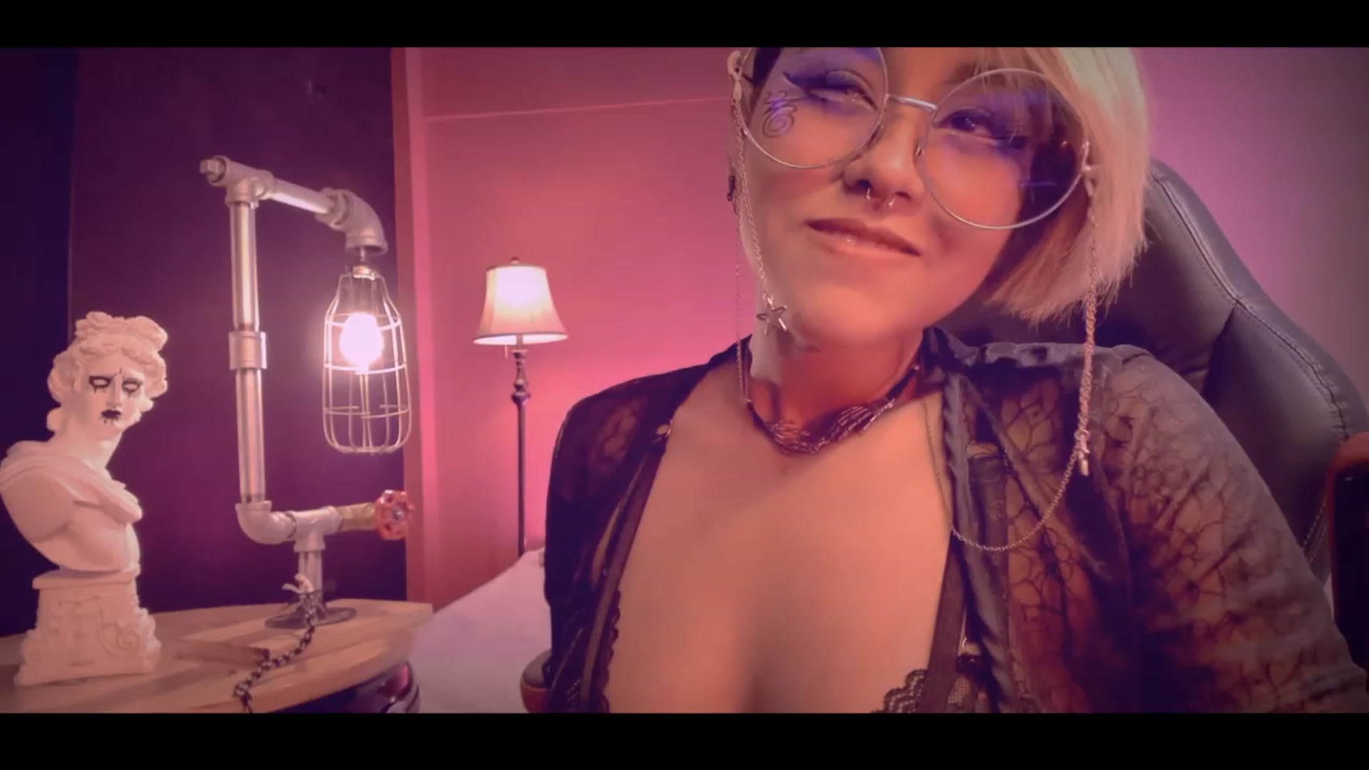 Gallery image thumbnail from AbraxxysRadio's myfreecams stream on, 02/15/2023, 23:34 image 12 of 20