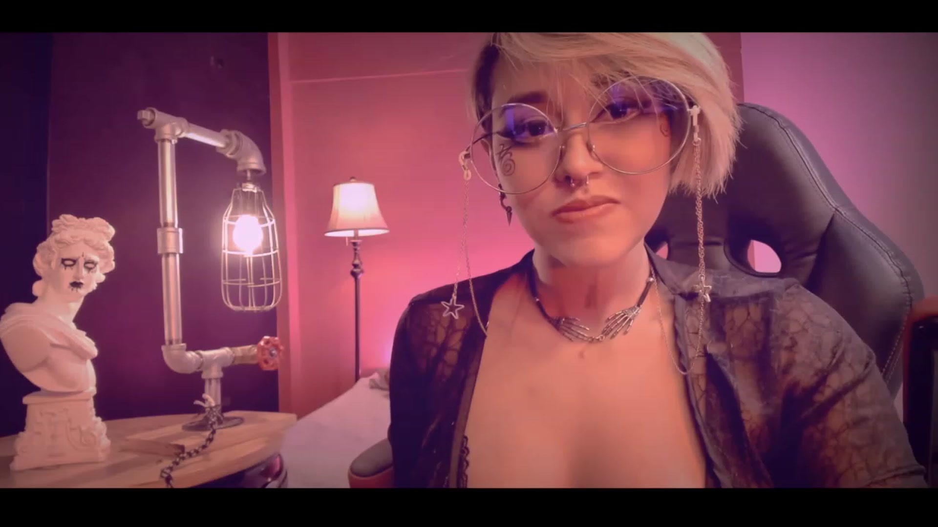 Gallery image thumbnail from AbraxxysRadio's myfreecams stream on, 02/15/2023, 23:34 image 13 of 20