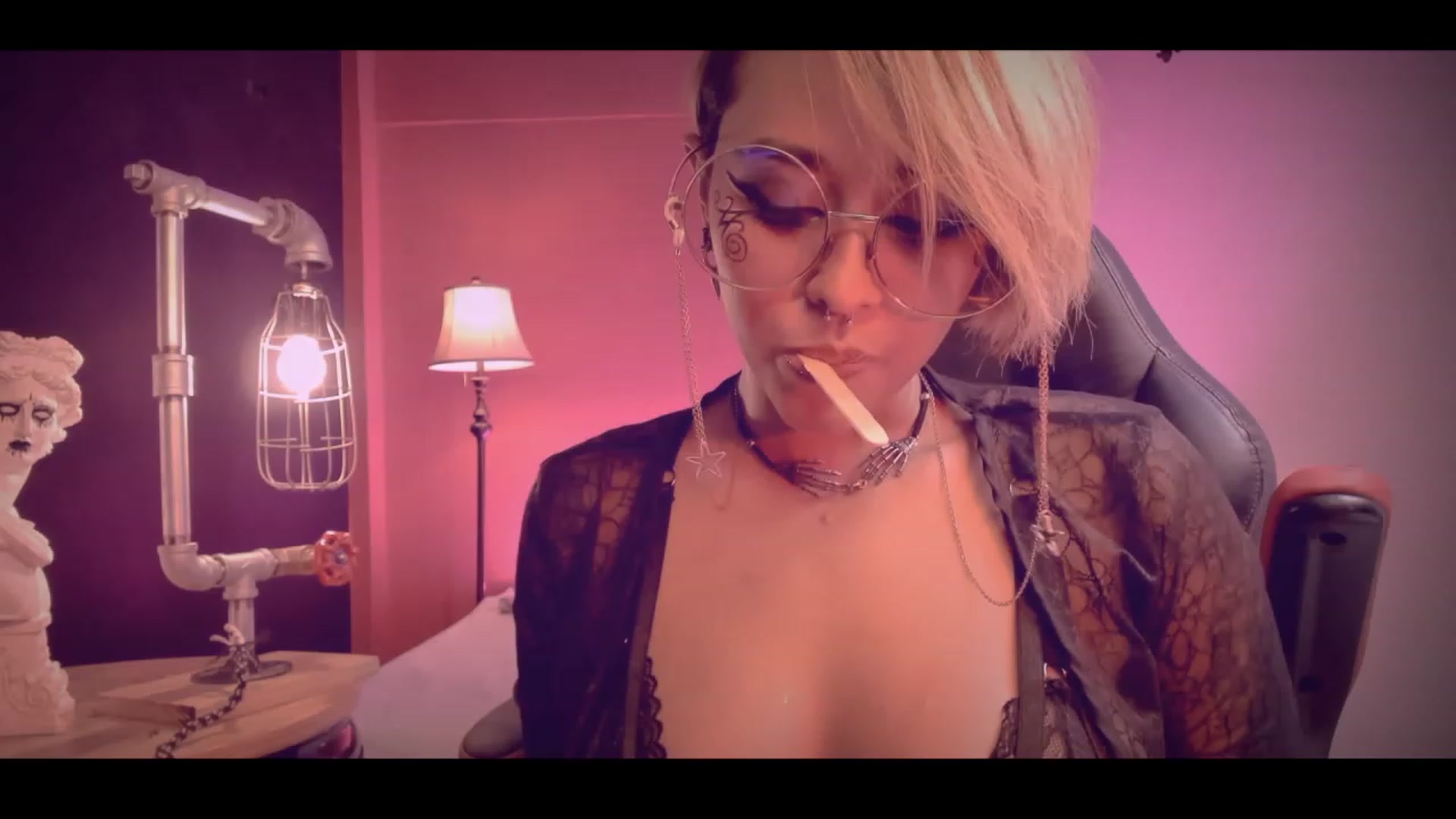 Gallery image thumbnail from AbraxxysRadio's myfreecams stream on, 02/15/2023, 23:34 image 11 of 20