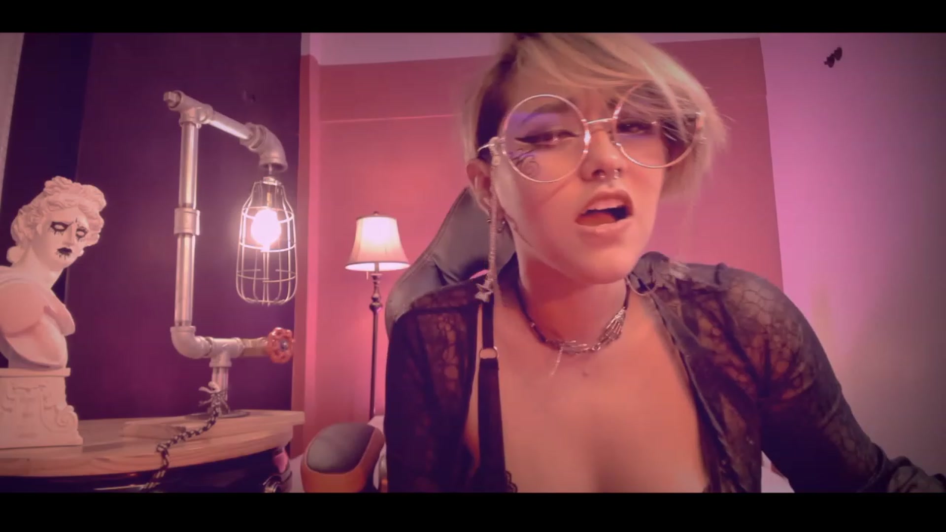 Gallery image thumbnail from AbraxxysRadio's myfreecams stream on, 02/16/2023, 24:01 image 14 of 20