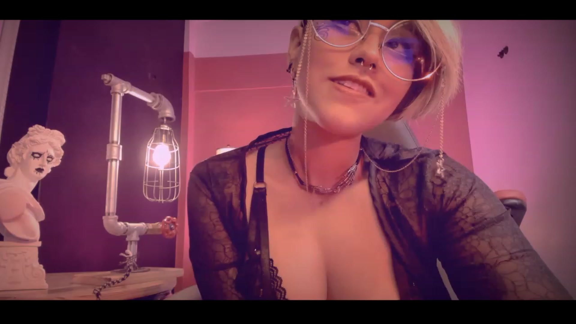 Gallery image thumbnail from AbraxxysRadio's myfreecams stream on, 02/16/2023, 24:01 image 3 of 20