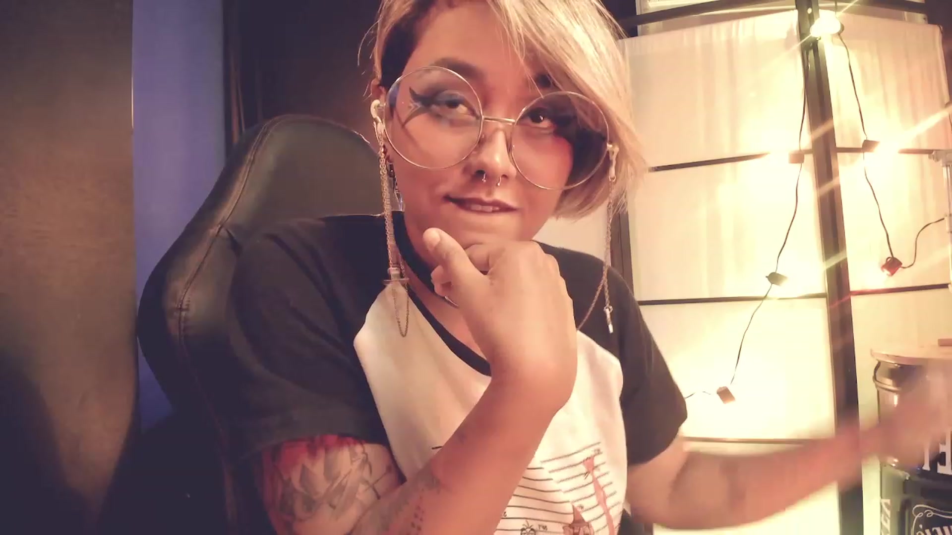 Gallery image thumbnail from AbraxxysRadio's myfreecams stream on, 02/20/2023, 23:42 image 15 of 20