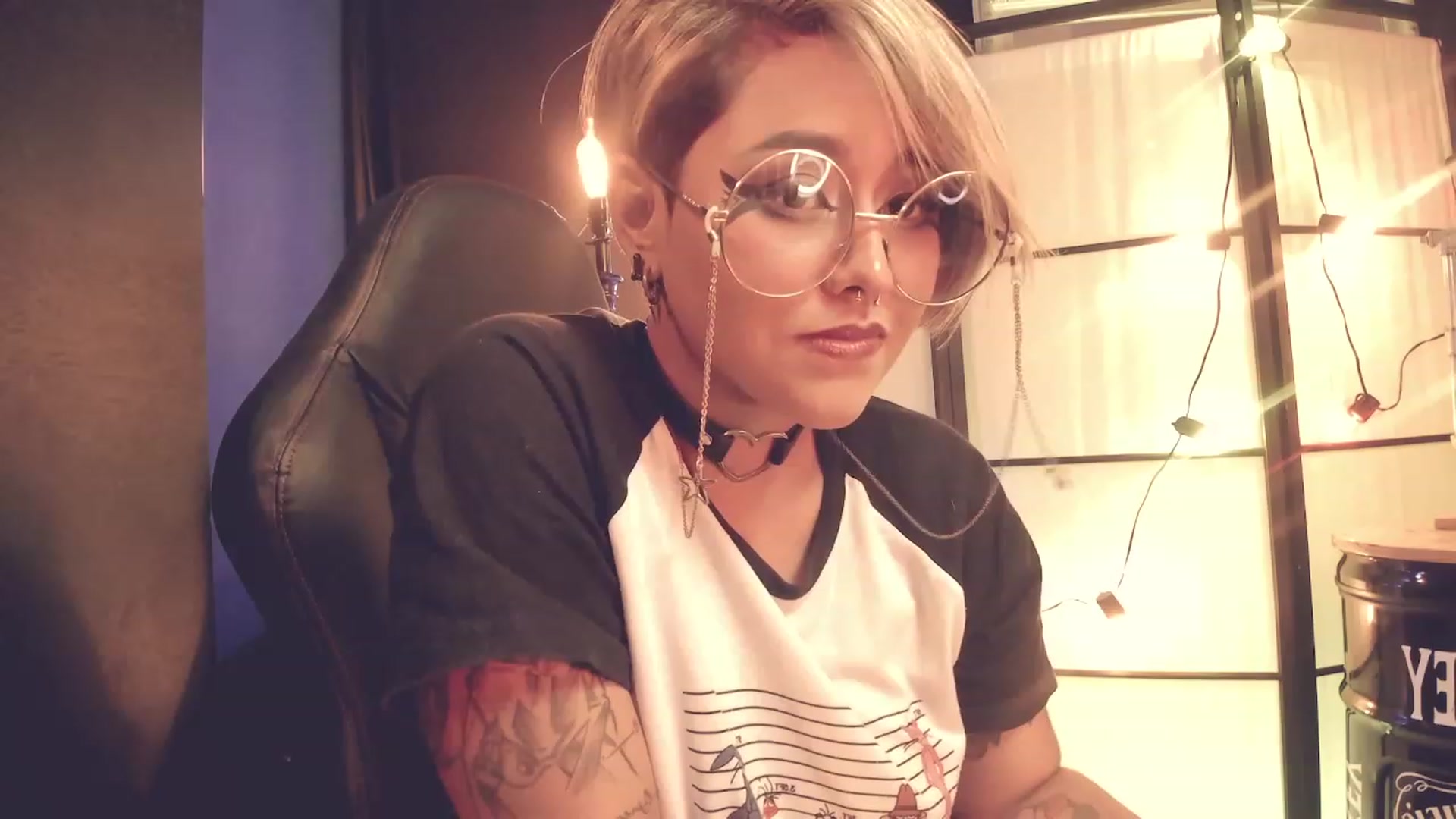 Gallery image thumbnail from AbraxxysRadio's myfreecams stream on, 02/20/2023, 23:42 image 13 of 20