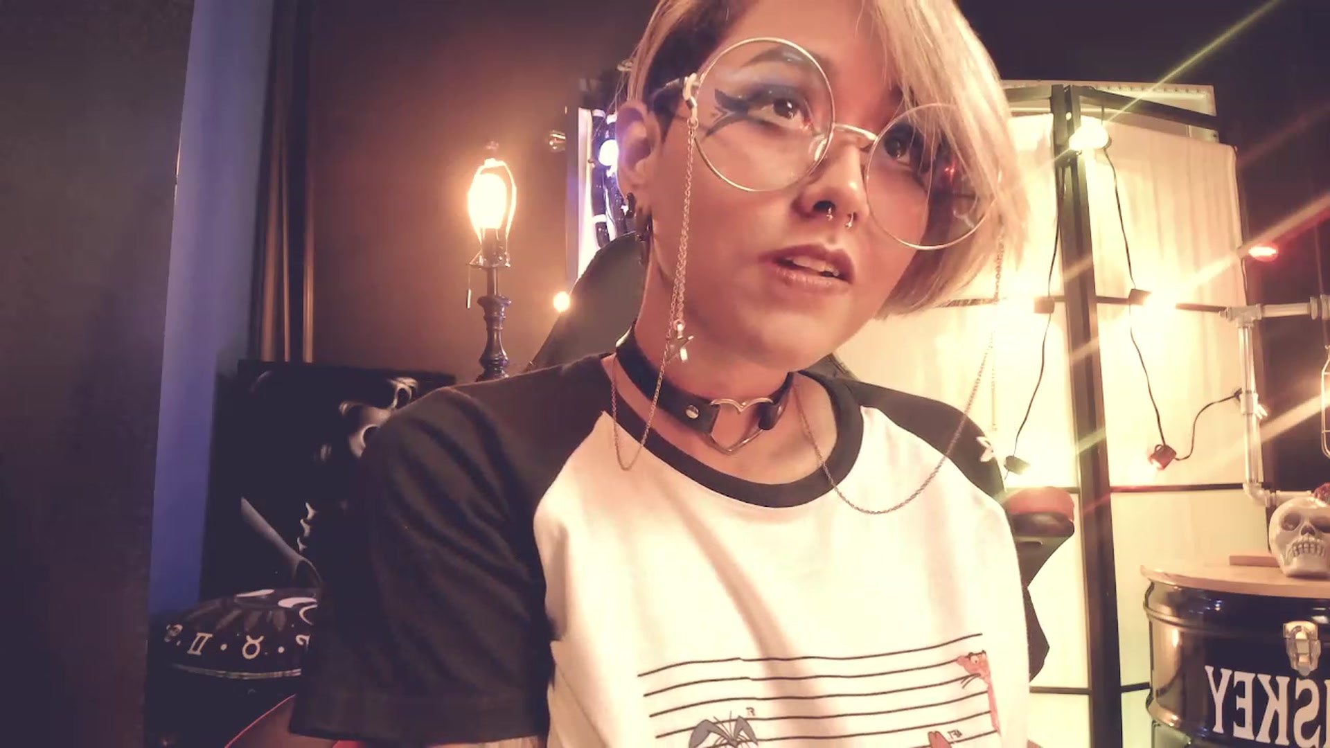 Gallery image thumbnail from AbraxxysRadio's myfreecams stream on, 02/21/2023, 24:21 image 20 of 20