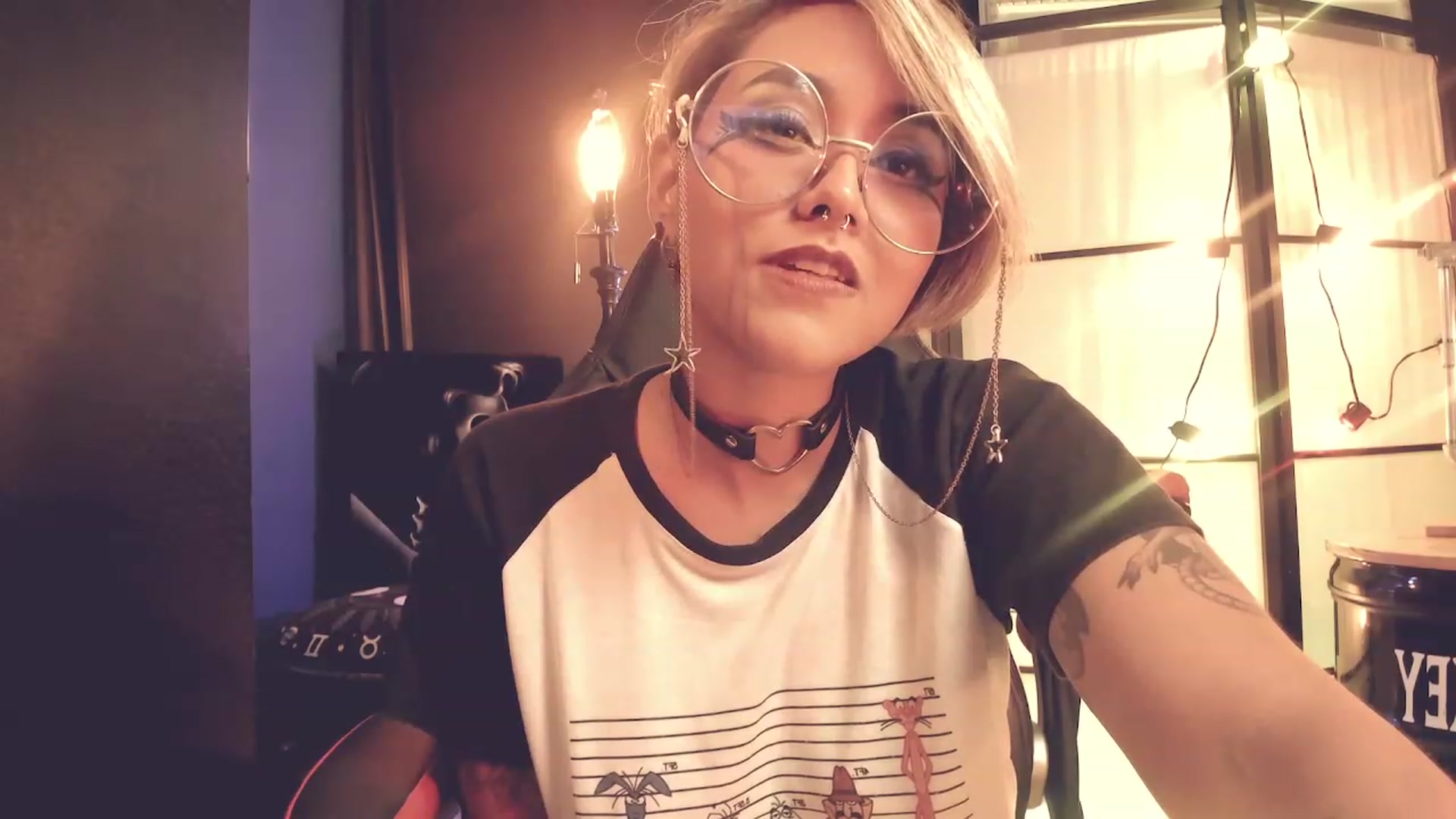 Gallery image thumbnail from AbraxxysRadio's myfreecams stream on, 02/21/2023, 24:21 image 5 of 20